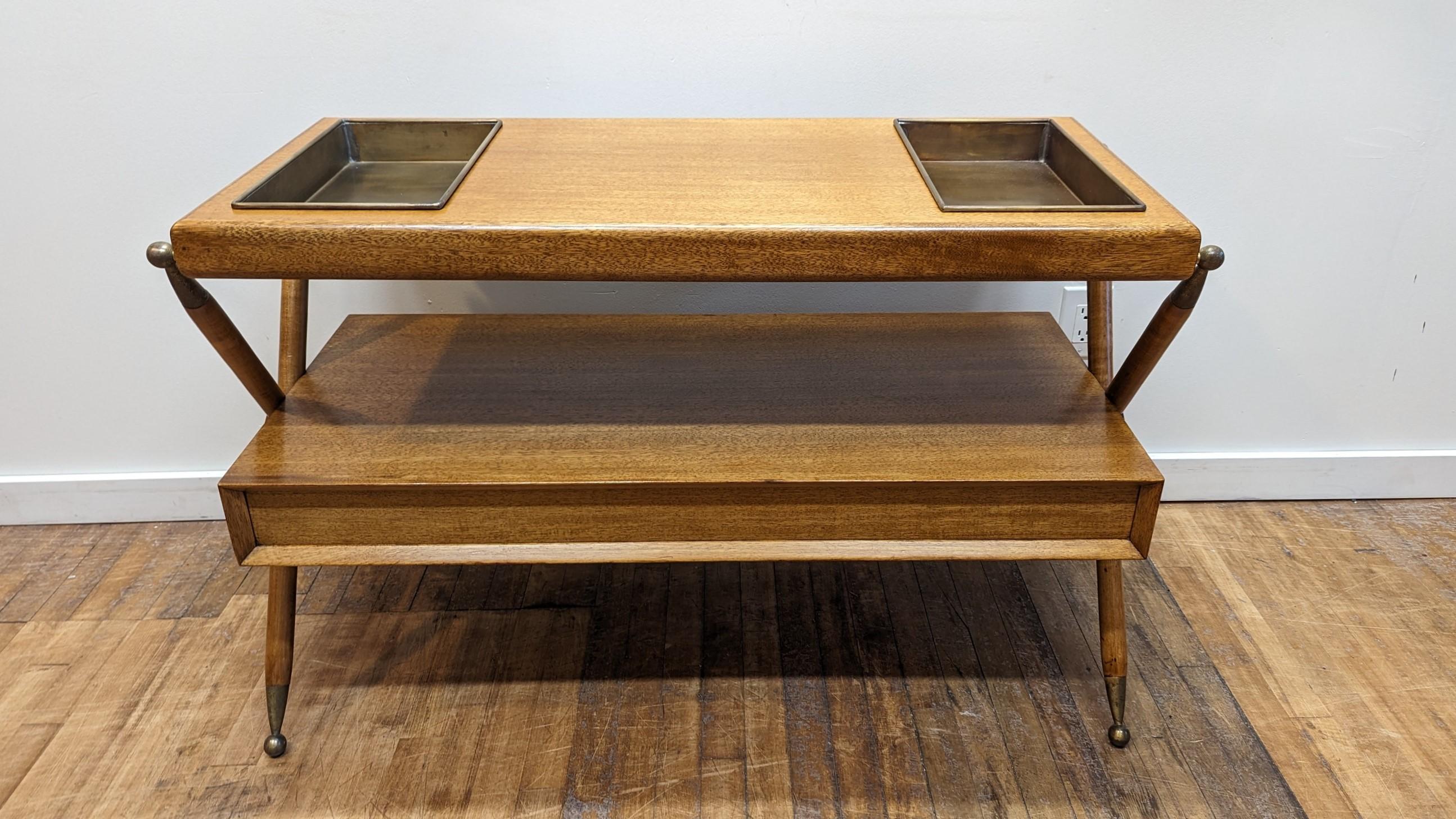 Mid Century Modern Console Table  For Sale 7