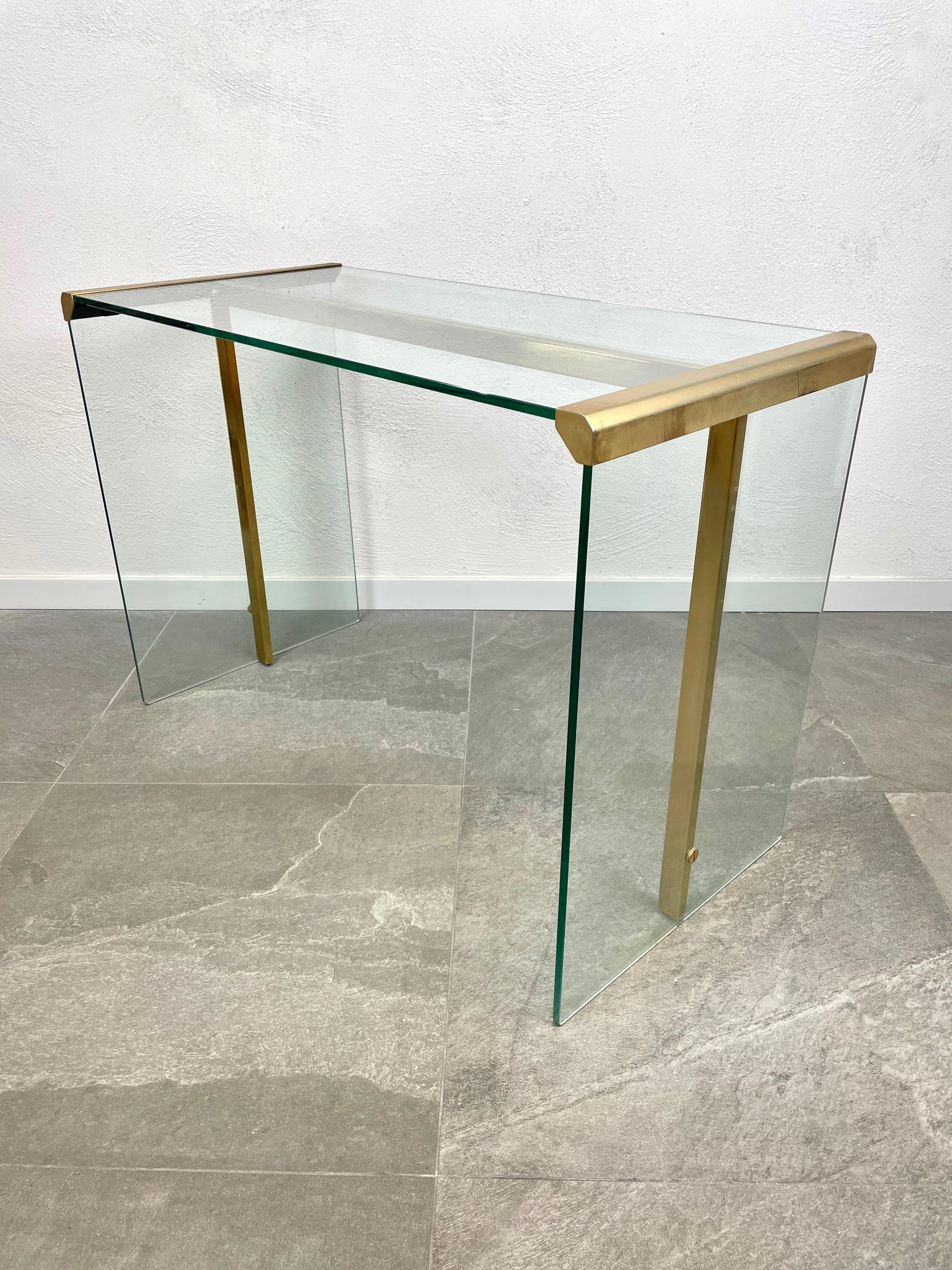 Late 20th Century Mid-Century Modern Console Table Glass and Brass Gallotti & Radice, Italy, 1970s For Sale