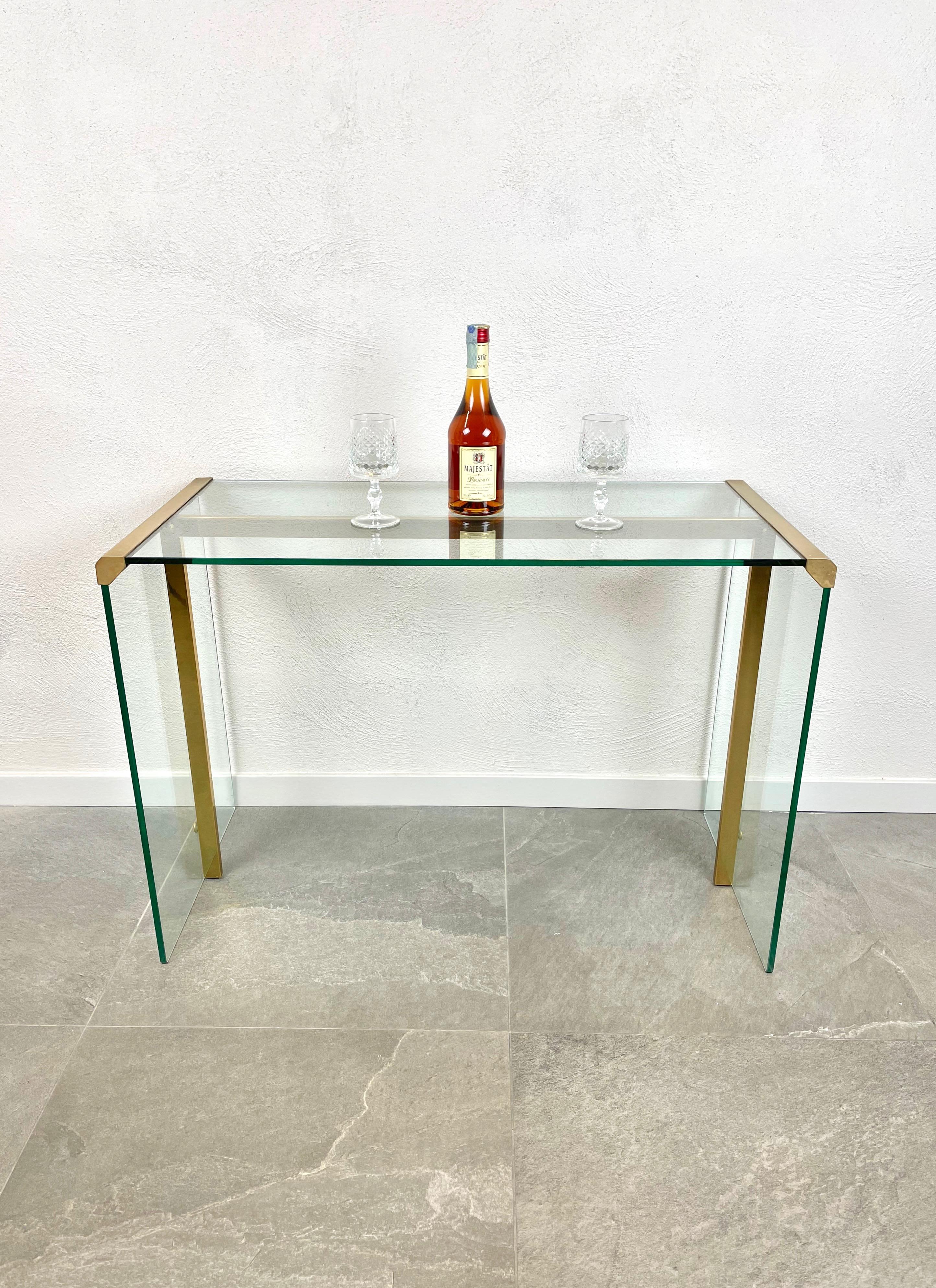 Metal Mid-Century Modern Console Table Glass and Brass Gallotti & Radice, Italy, 1970s