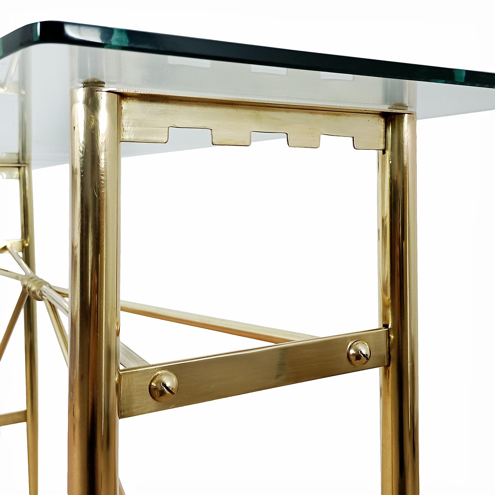 20th Century Mid-Century Modern Console Table in Solid Brass and a Glass Shelf, Italy For Sale