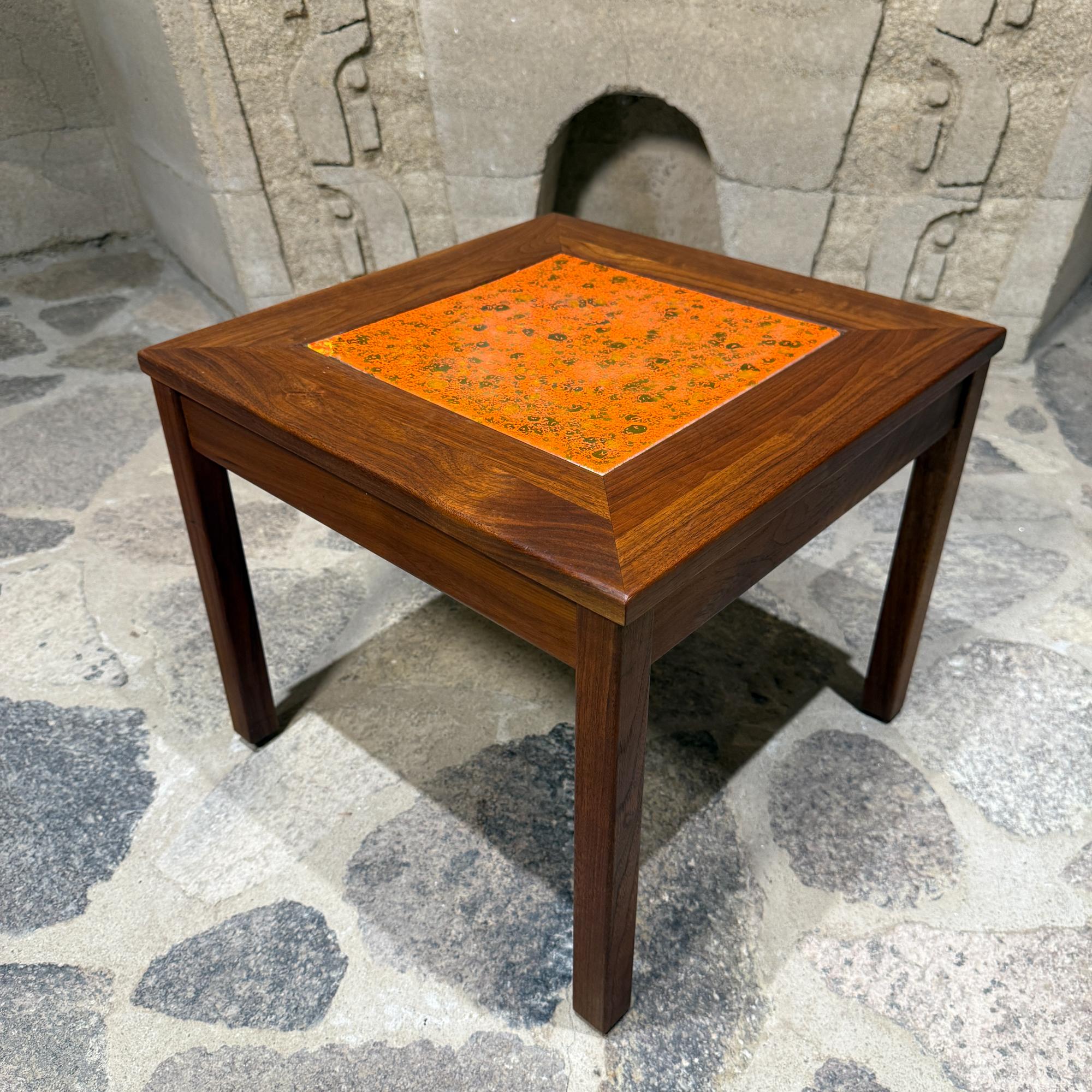 Américain Table d'appoint Constellation moderne du milieu du siècle I John Keal Browns Saltman en vente
