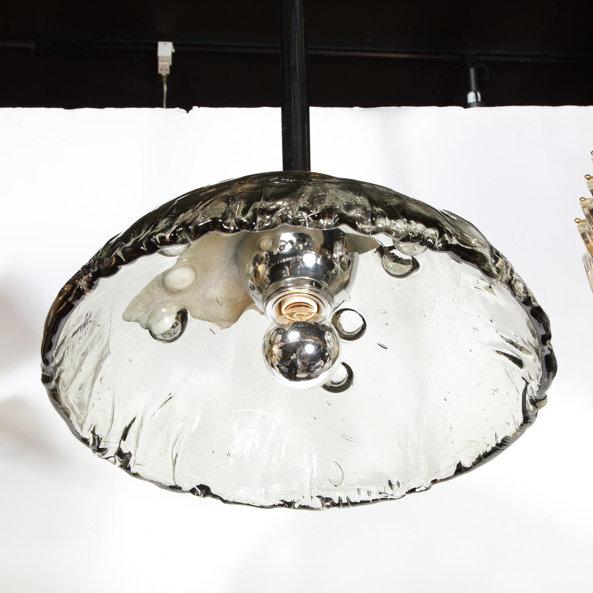 Moderna araña convexa de mediados de siglo de cristal de Murano ahumado y cromo by Mazzega Moderno de mediados de siglo