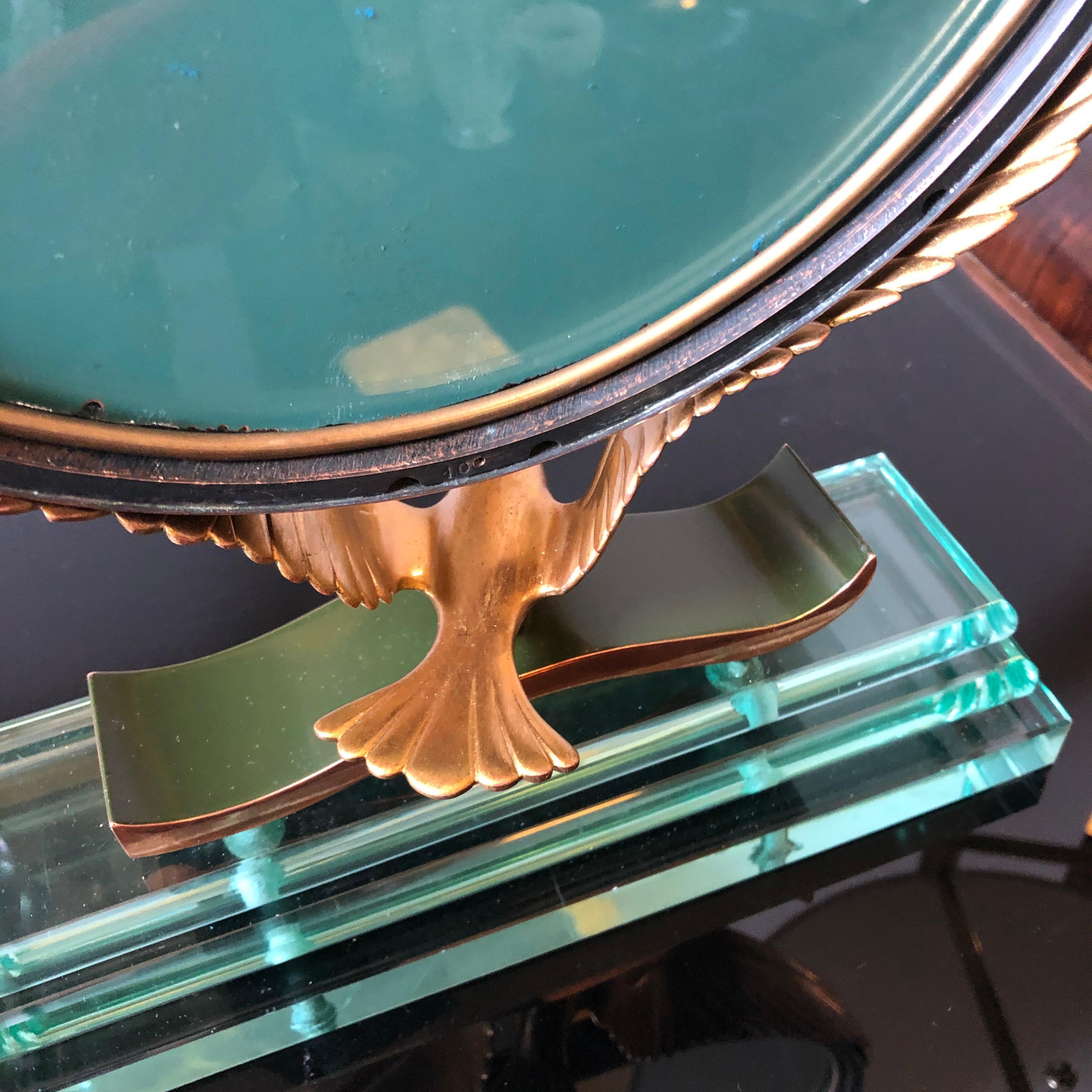 An Elegant 1940s Gio Ponti Style Mid-Century Modern Italian Table Mirror For Sale 3