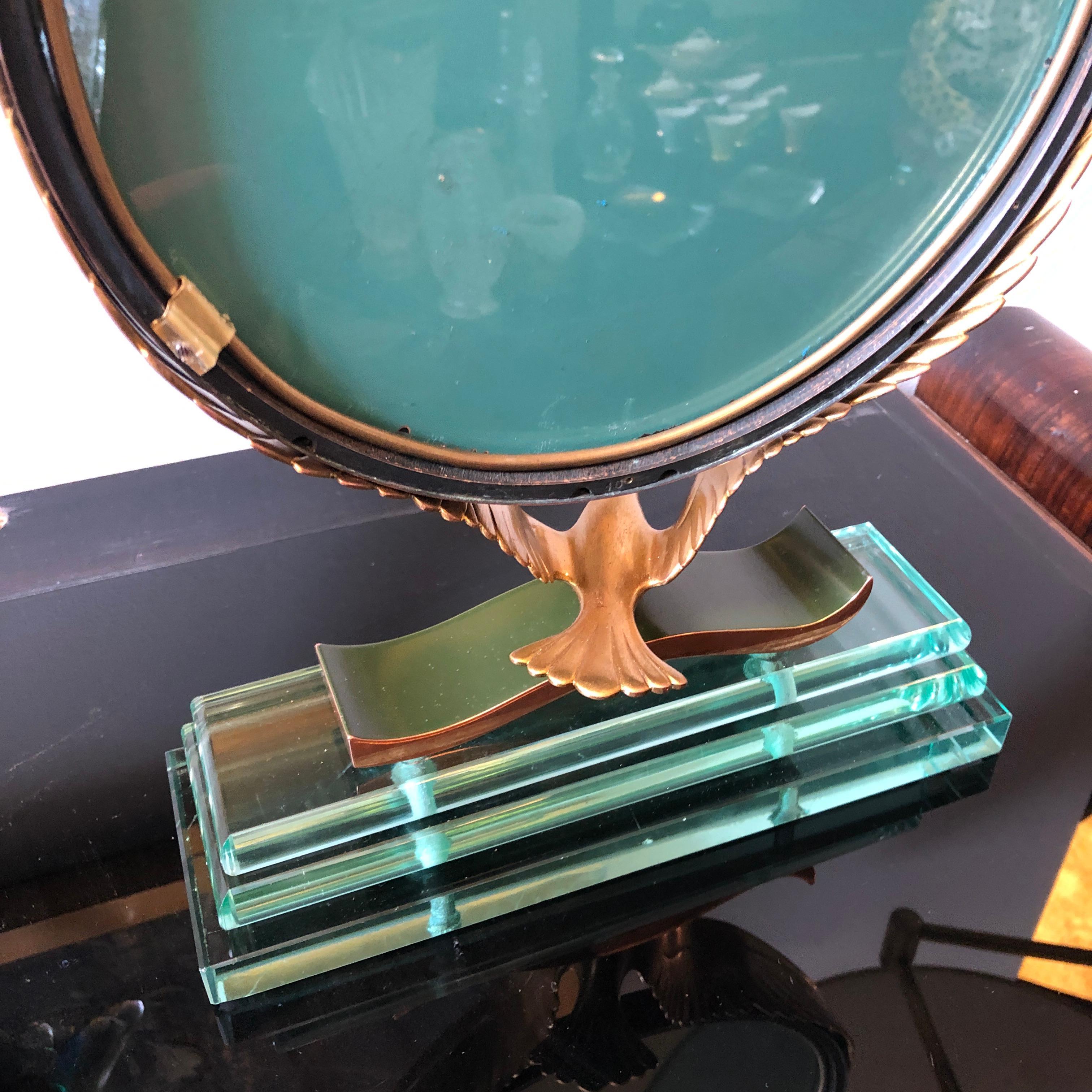 An Elegant 1940s Gio Ponti Style Mid-Century Modern Italian Table Mirror For Sale 2