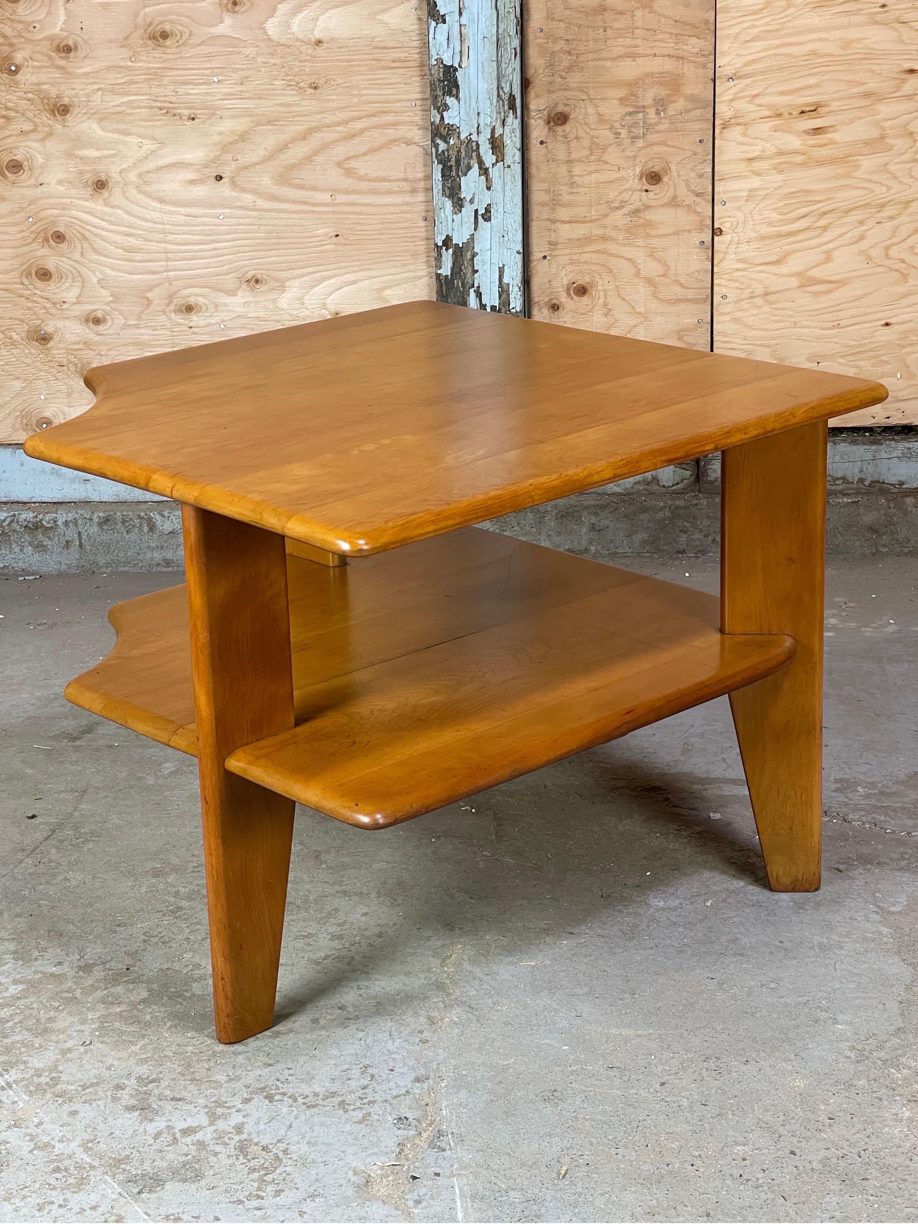 American Mid-Century Modern Corner Table by Russel Wright for Conant Ball