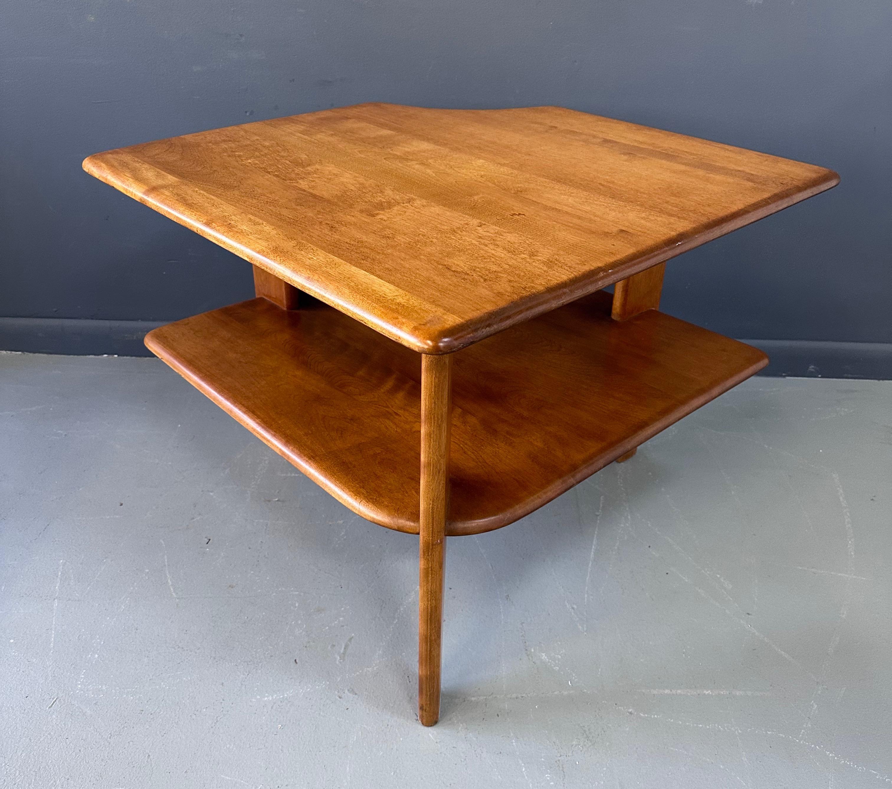 Maple Mid-Century Modern Corner Table by Russel Wright for Conant Ball For Sale