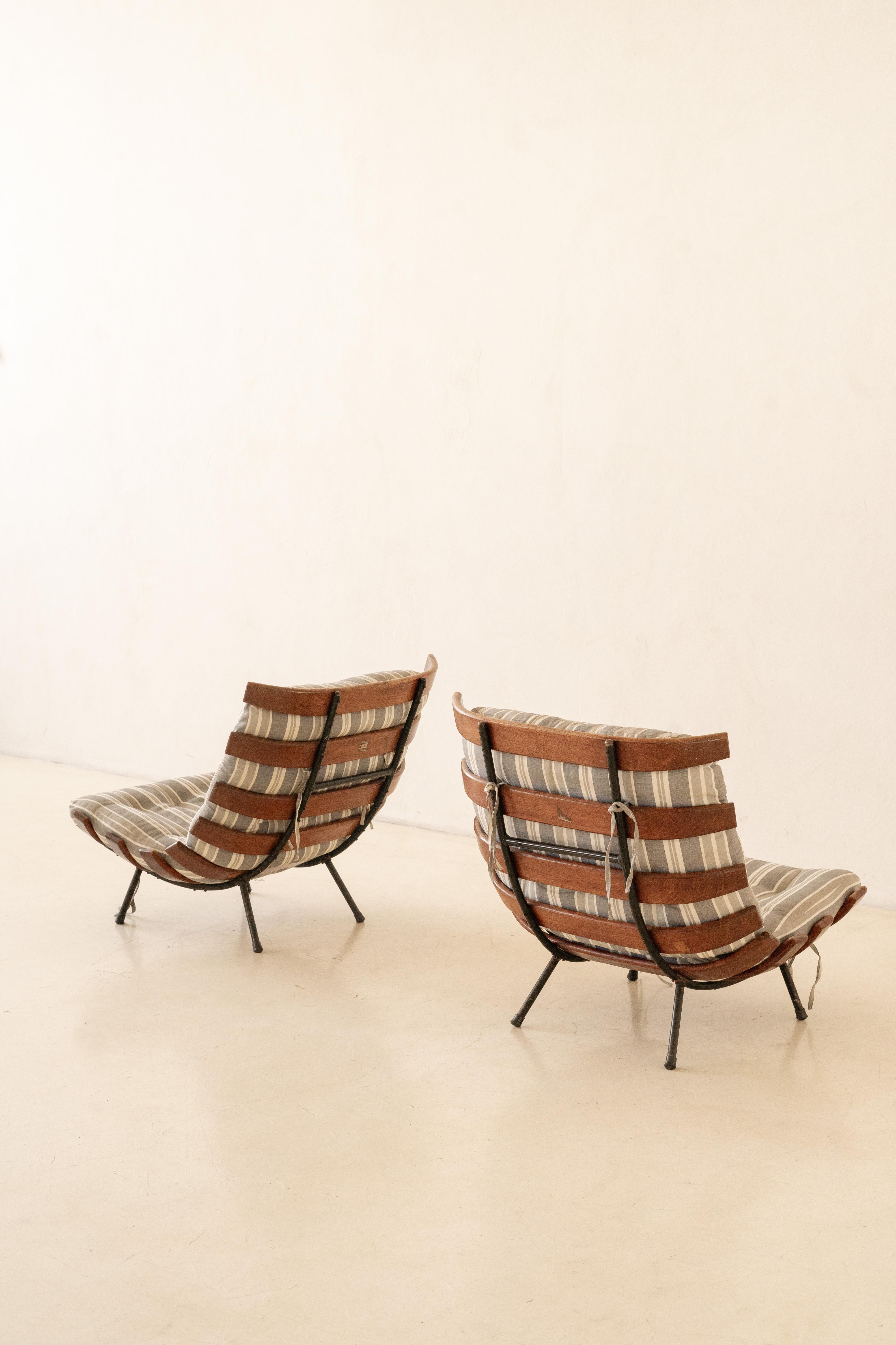 Brésilien Fauteuil Costela moderne du milieu du siècle par Carlo Hauner et Martin Eisler, 1953 en vente