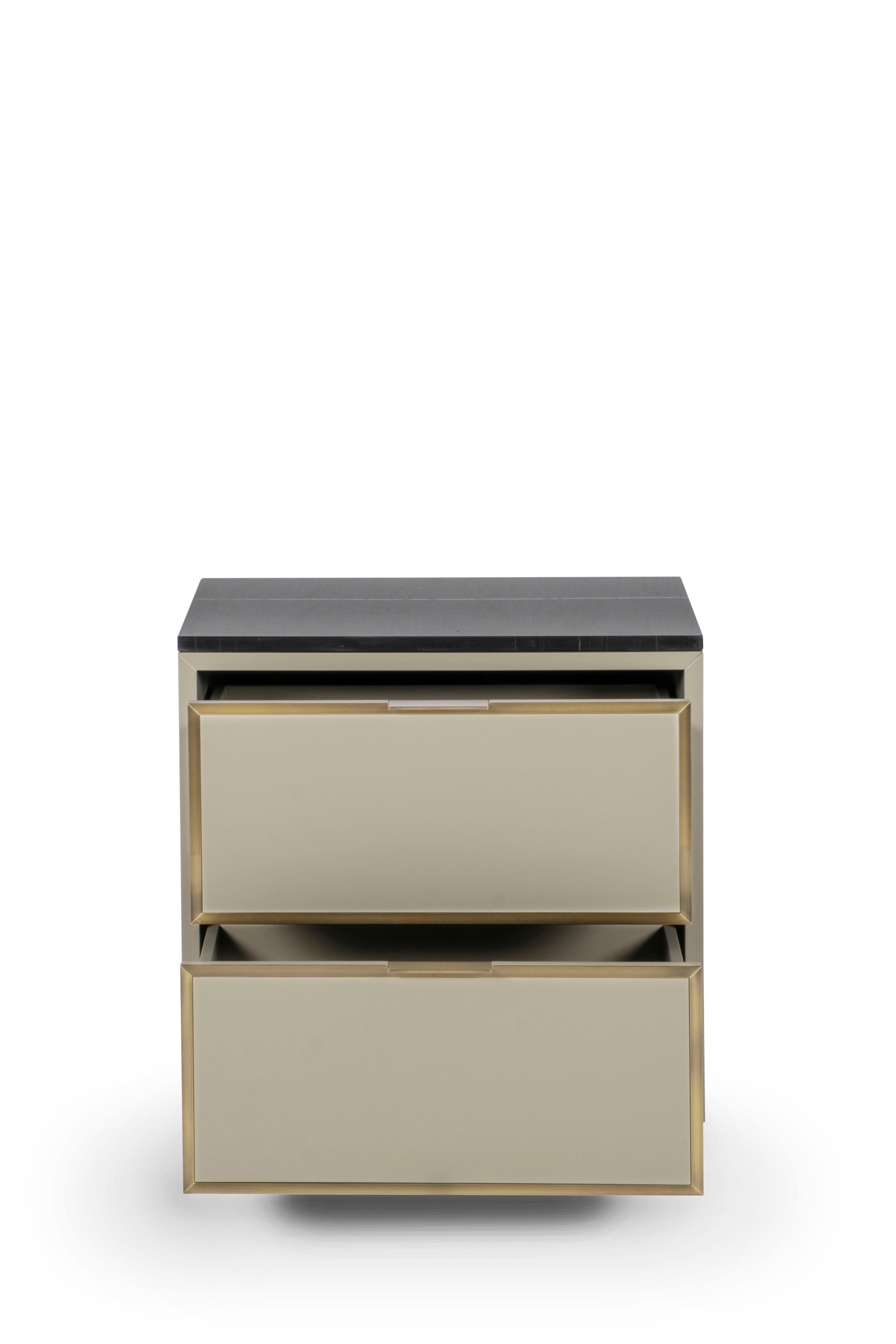 XXIe siècle et contemporain Set de 2 tables de chevet Coupe Mid-Century Modern, Sahara Noir Marble, By Greenapple en vente