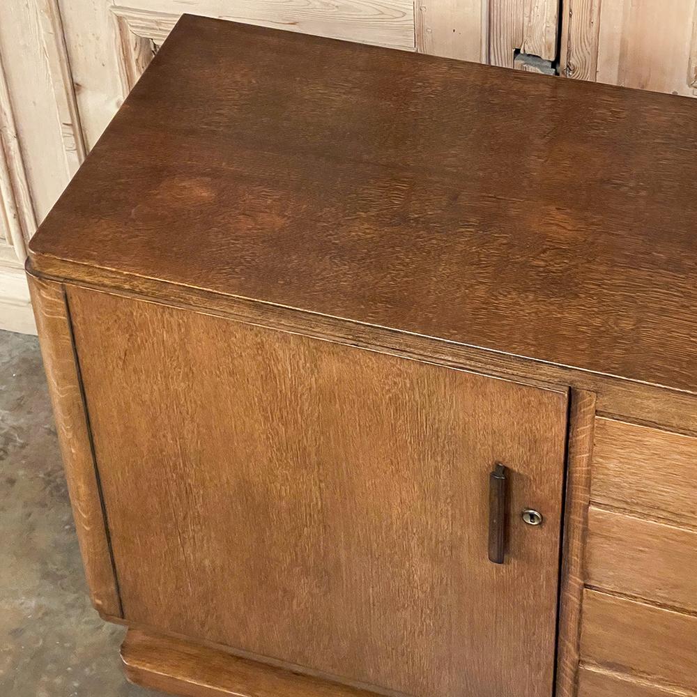 Mid-Century Modern Credenza ~ Buffet For Sale 4
