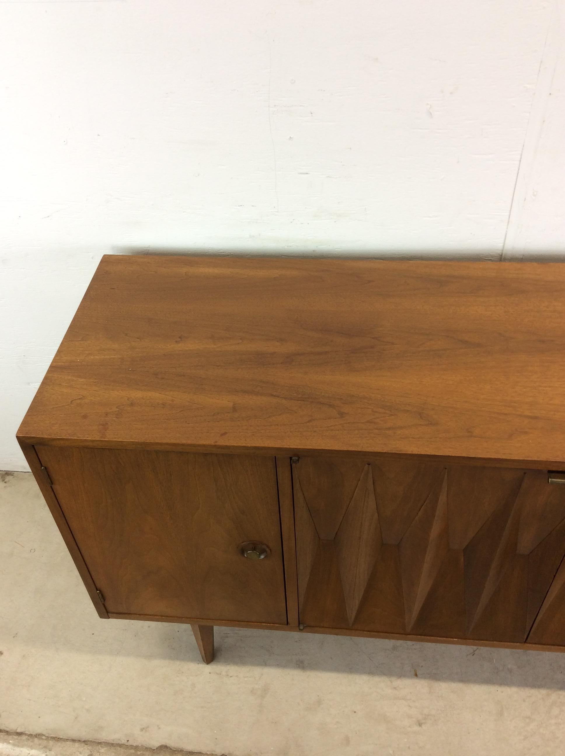 Placage Crédence moderne du milieu du siècle par Albert Parvin pour American of Martinsville en vente