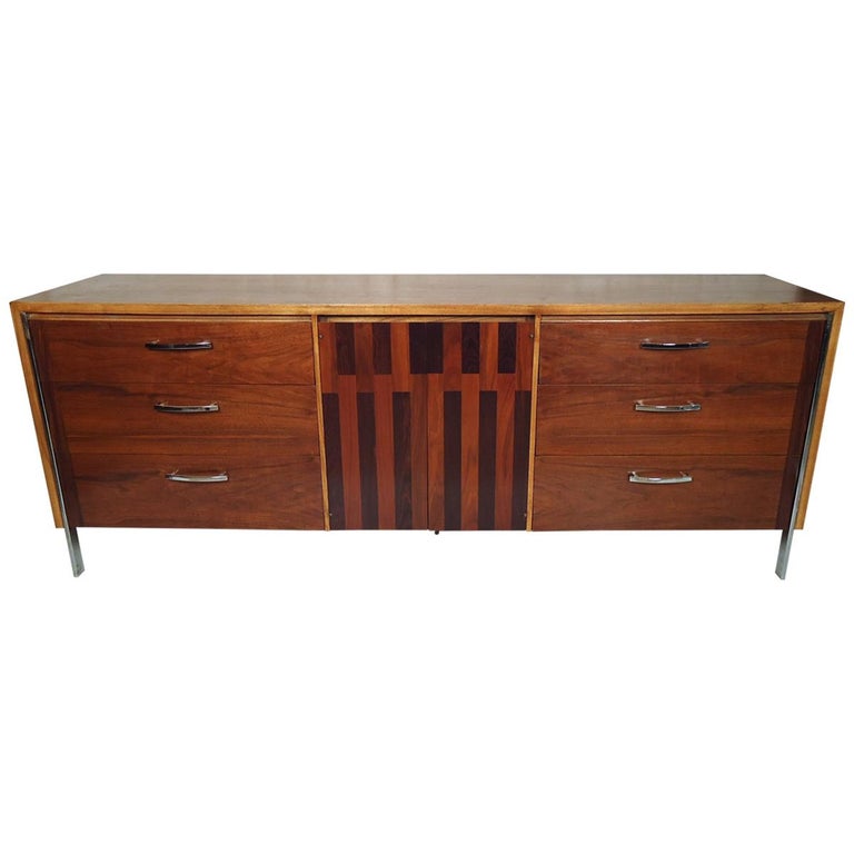 MidCentury Modern Credenza by Lane For Sale at 1stDibs