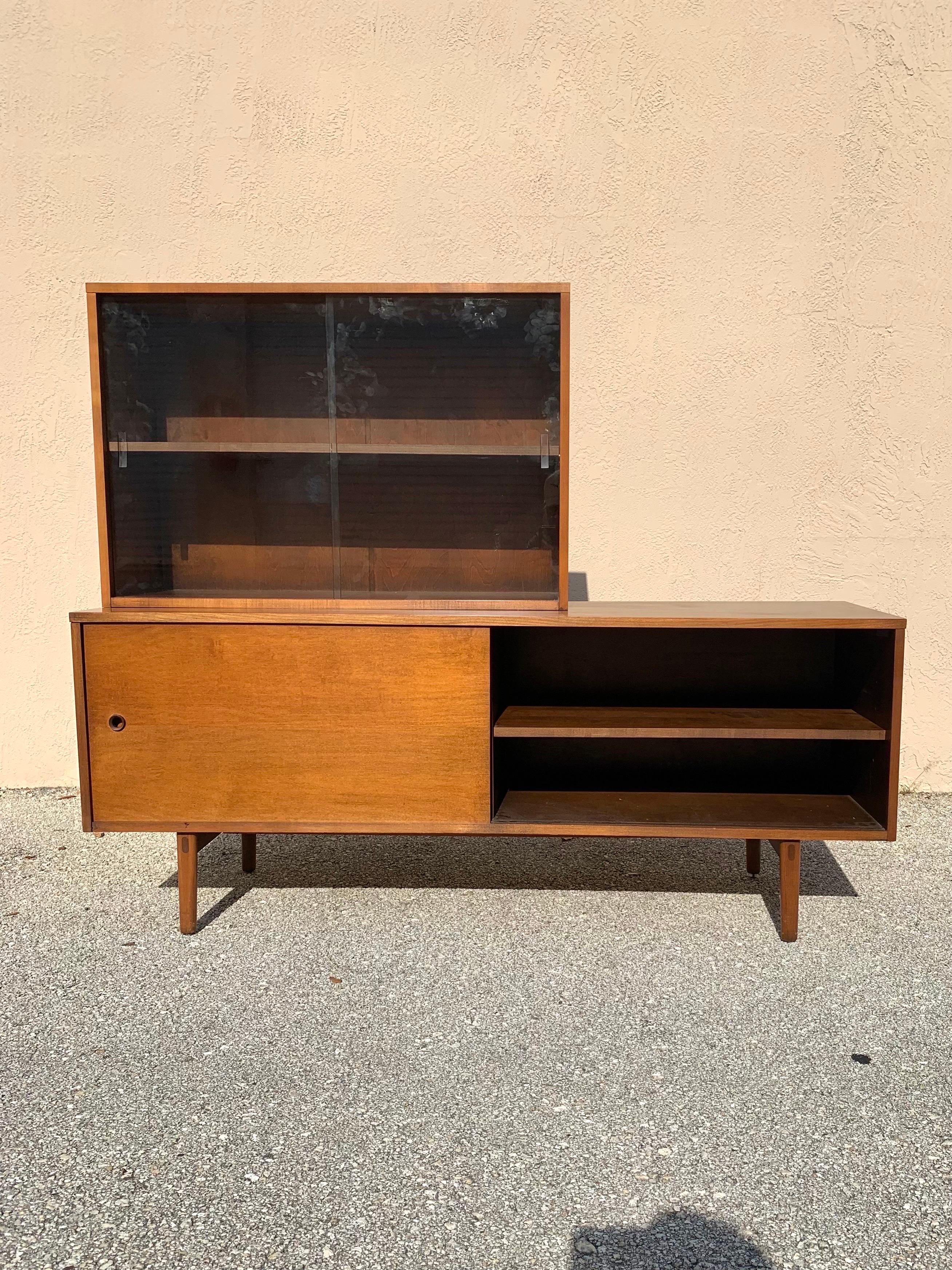 Americano Credenza moderna di metà secolo di Paul McCobb per Planner Group #1513 in vendita