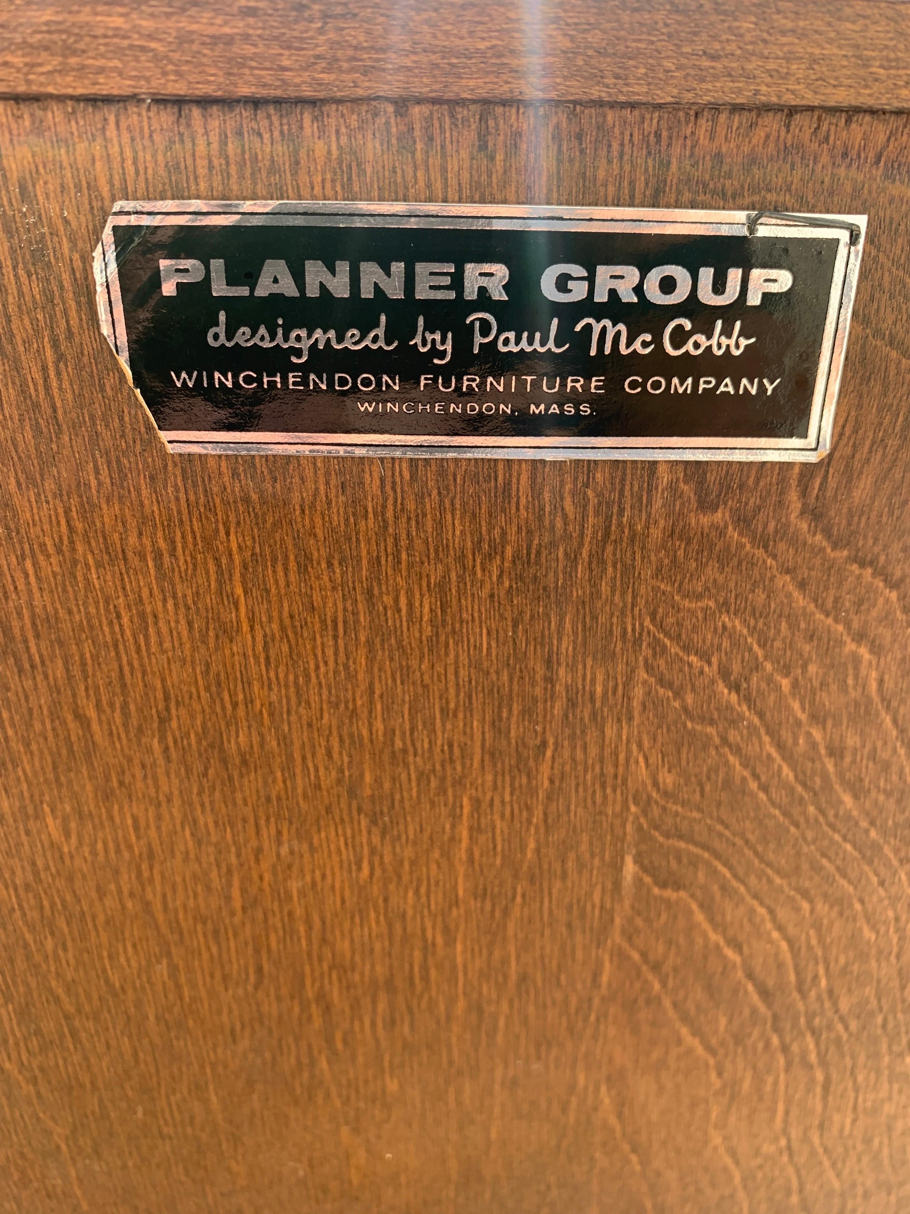 Vetro Credenza moderna di metà secolo di Paul McCobb per Planner Group #1513 in vendita