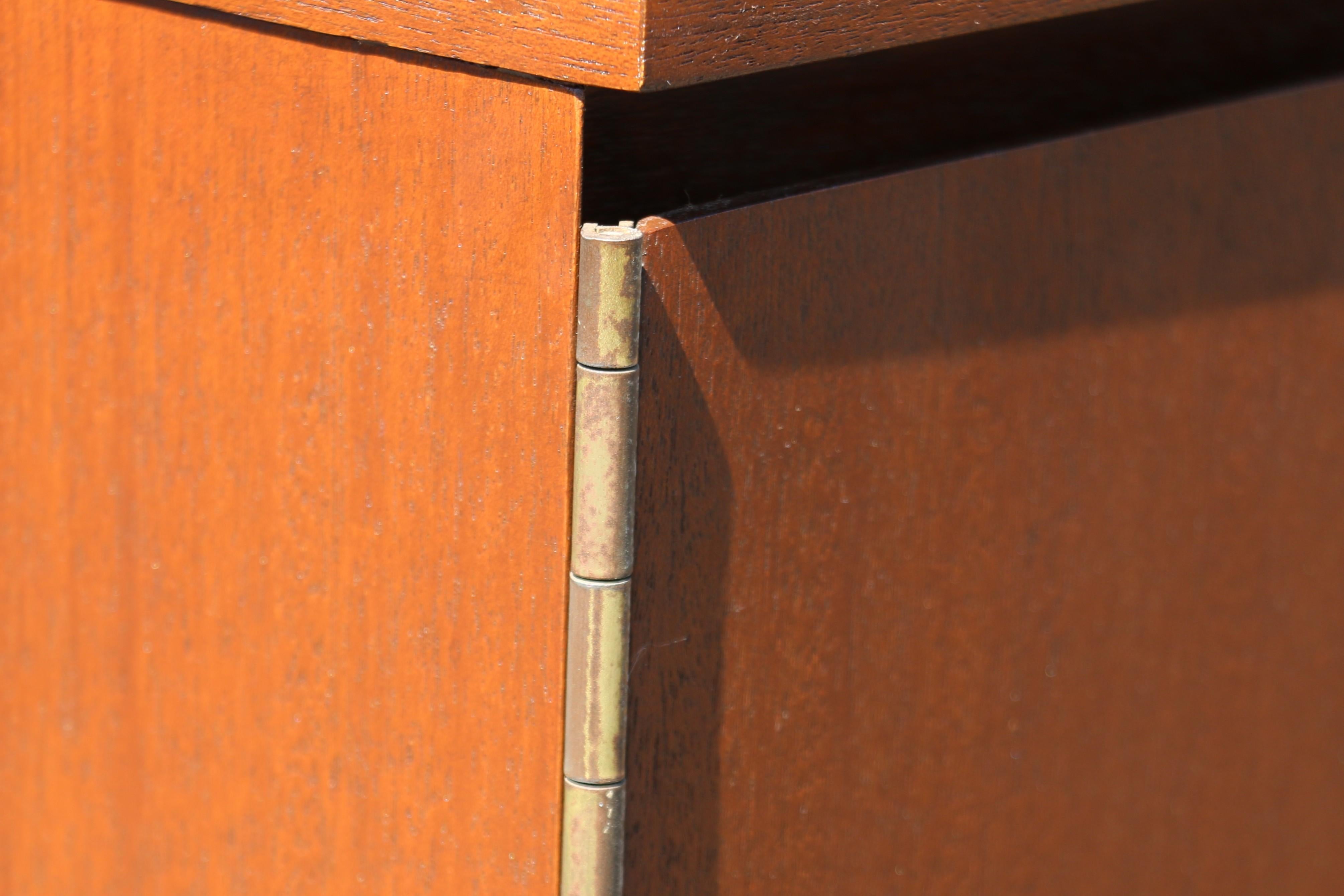Mid-Century Modern Credenza by Paul McCobb, 'Irwin Collection' For Sale 9