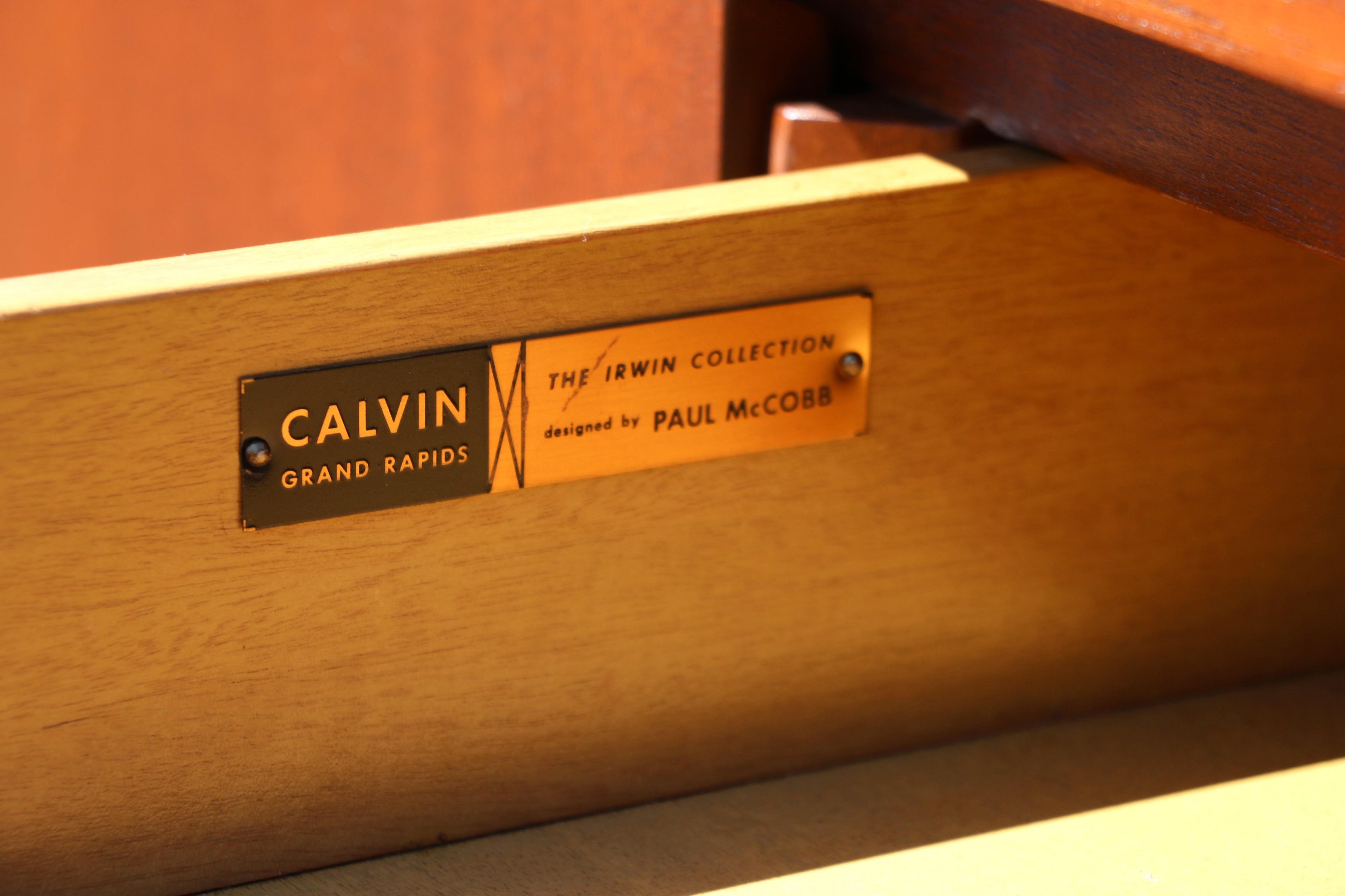 Mid-Century Modern Credenza by Paul McCobb, 'Irwin Collection' For Sale 11