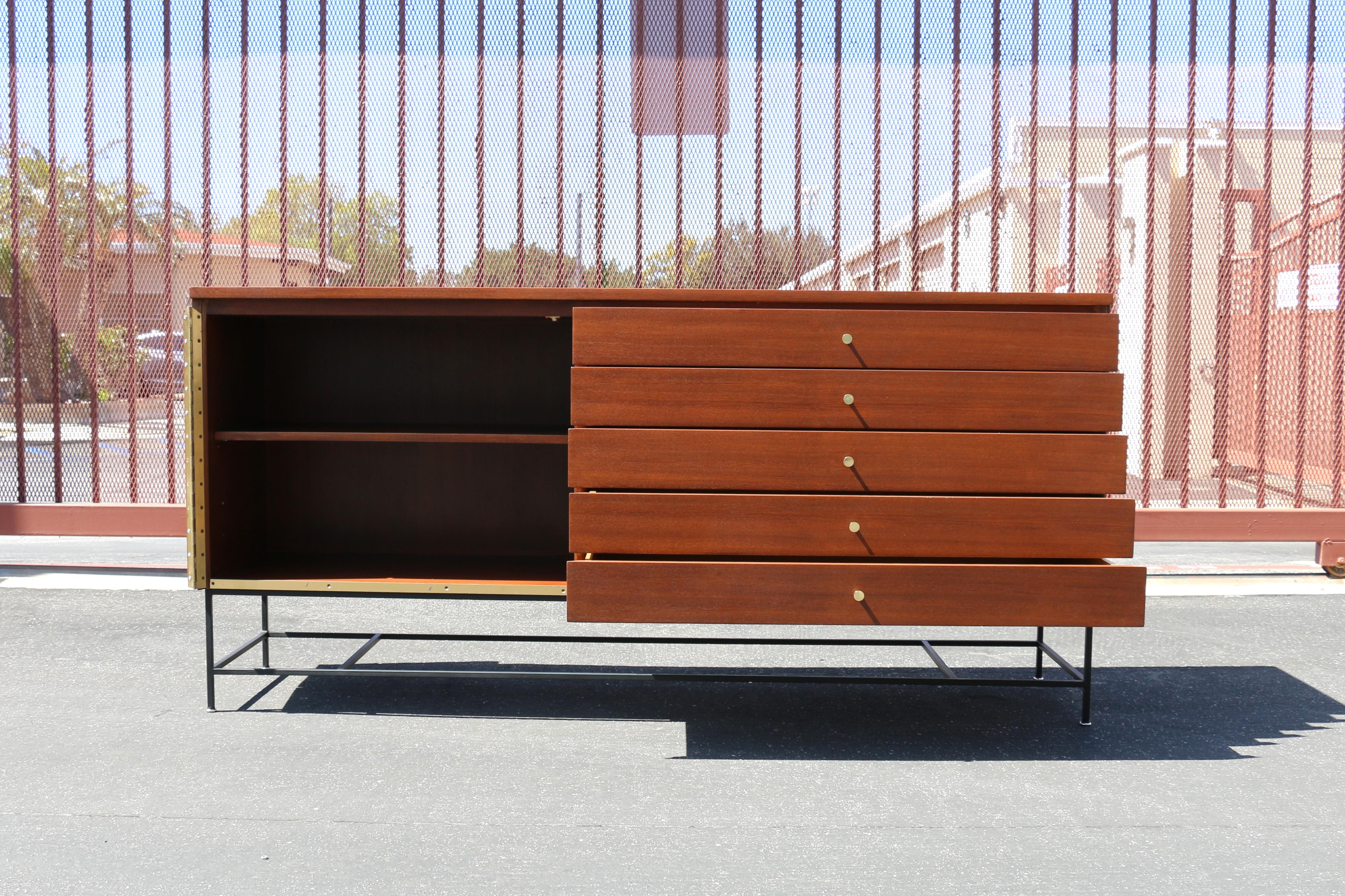 Mid-Century Modern Credenza by Paul McCobb, 'Irwin Collection' In Fair Condition For Sale In North Hollywood, CA