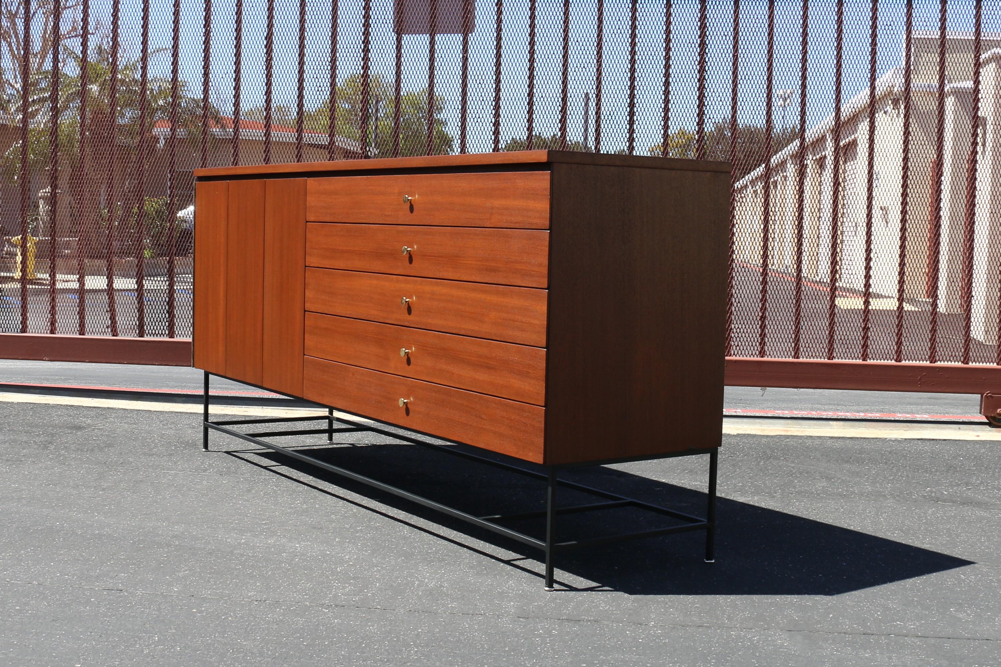 Mid-Century Modern Credenza by Paul McCobb, 'Irwin Collection' For Sale 1