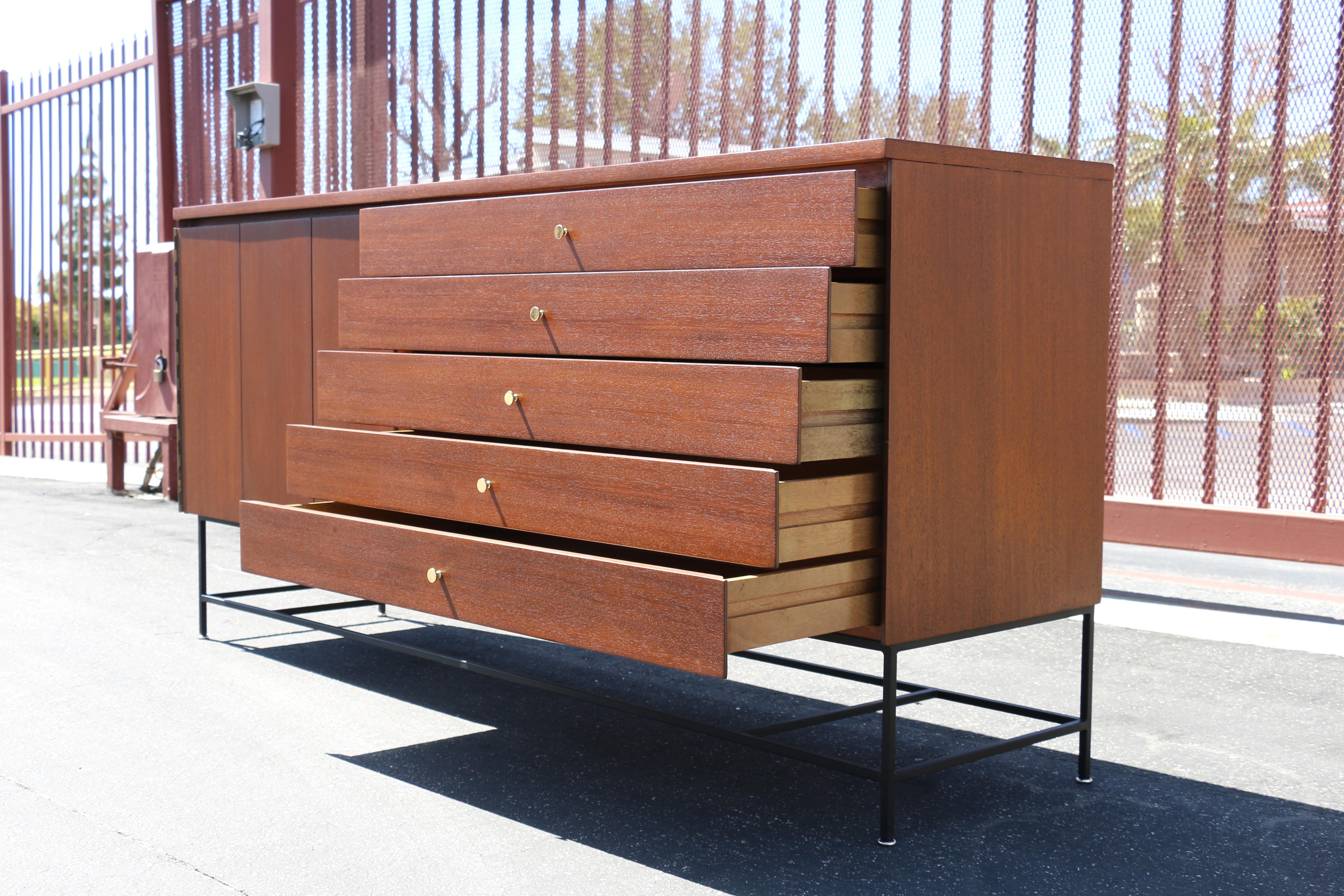 Mid-Century Modern Credenza by Paul McCobb, 'Irwin Collection' For Sale 2