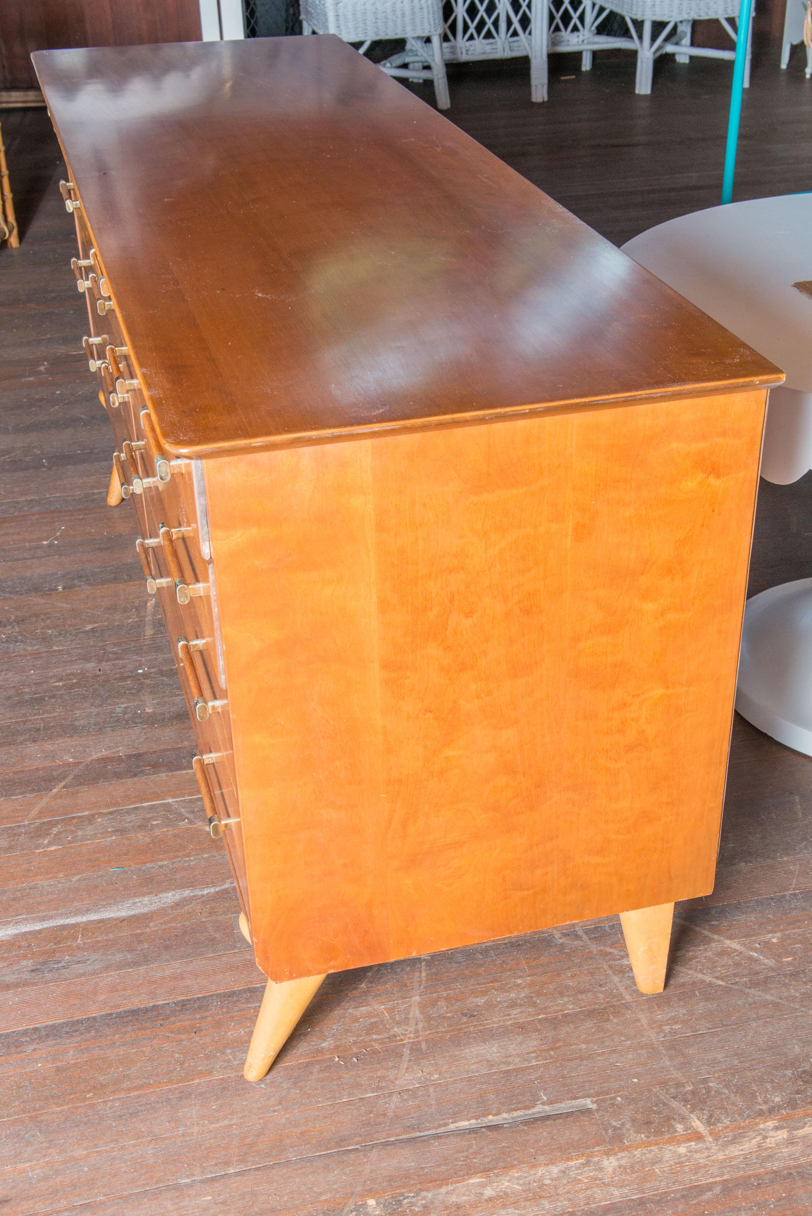 Mid-Century Modern Credenza by Renzo Rutili for Johnson Furniture In Good Condition In Stamford, CT