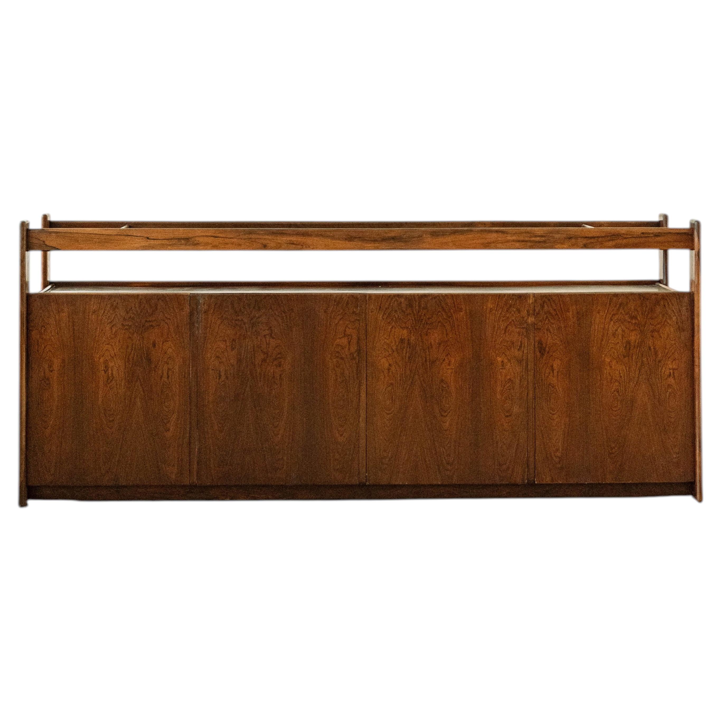 Credenza moderna di metà secolo di Sergio Rodrigues, anni '60 in vendita