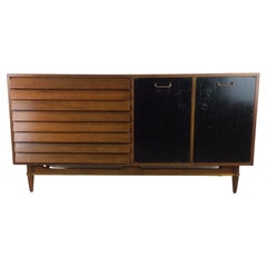 Mid-Century Modern Credenza from Dania by American of Martinsville