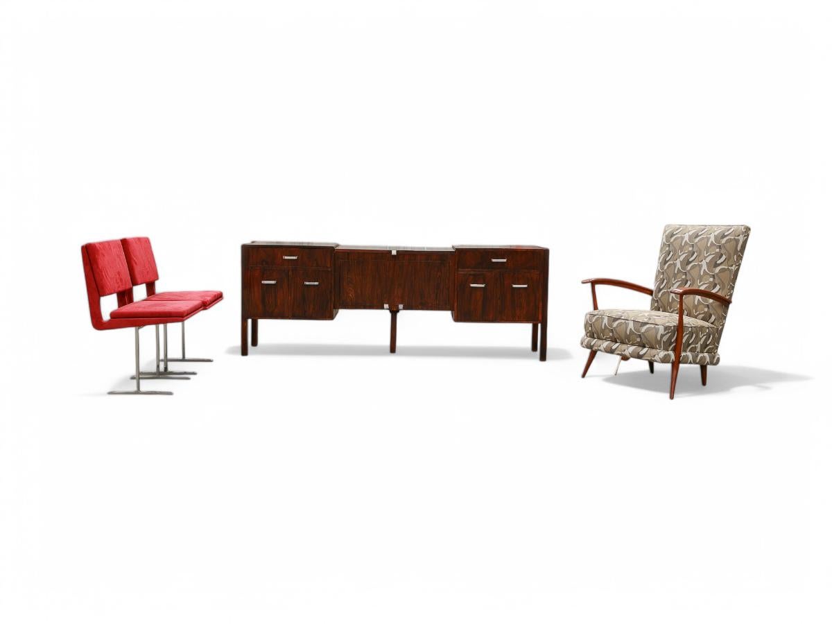 Mid Century Modern Credenza in Brazilian Hardwood by Jorge Zalszupin, 1960 For Sale 1