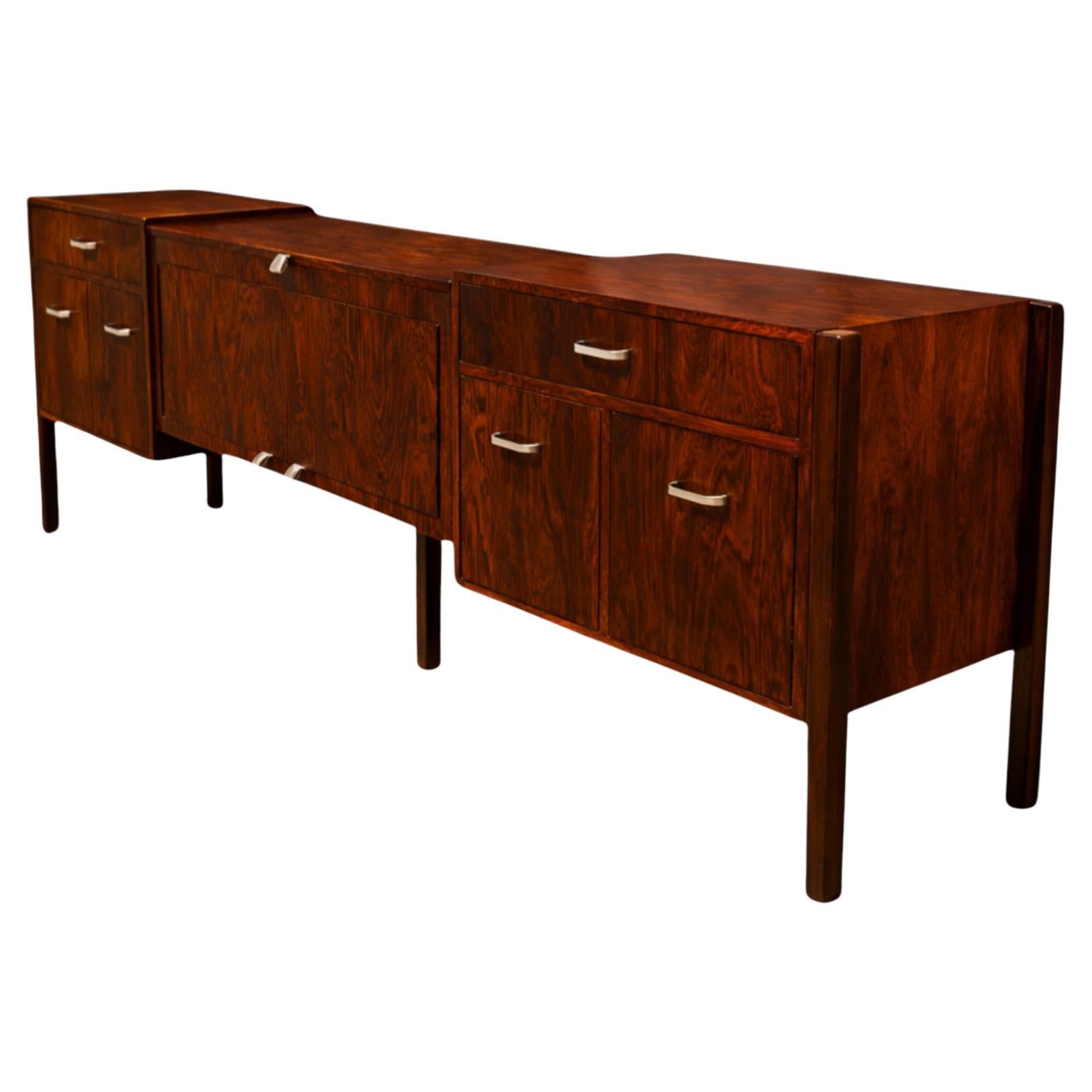 Mid Century Modern Credenza in Brazilian Hardwood by Jorge Zalszupin, 1960