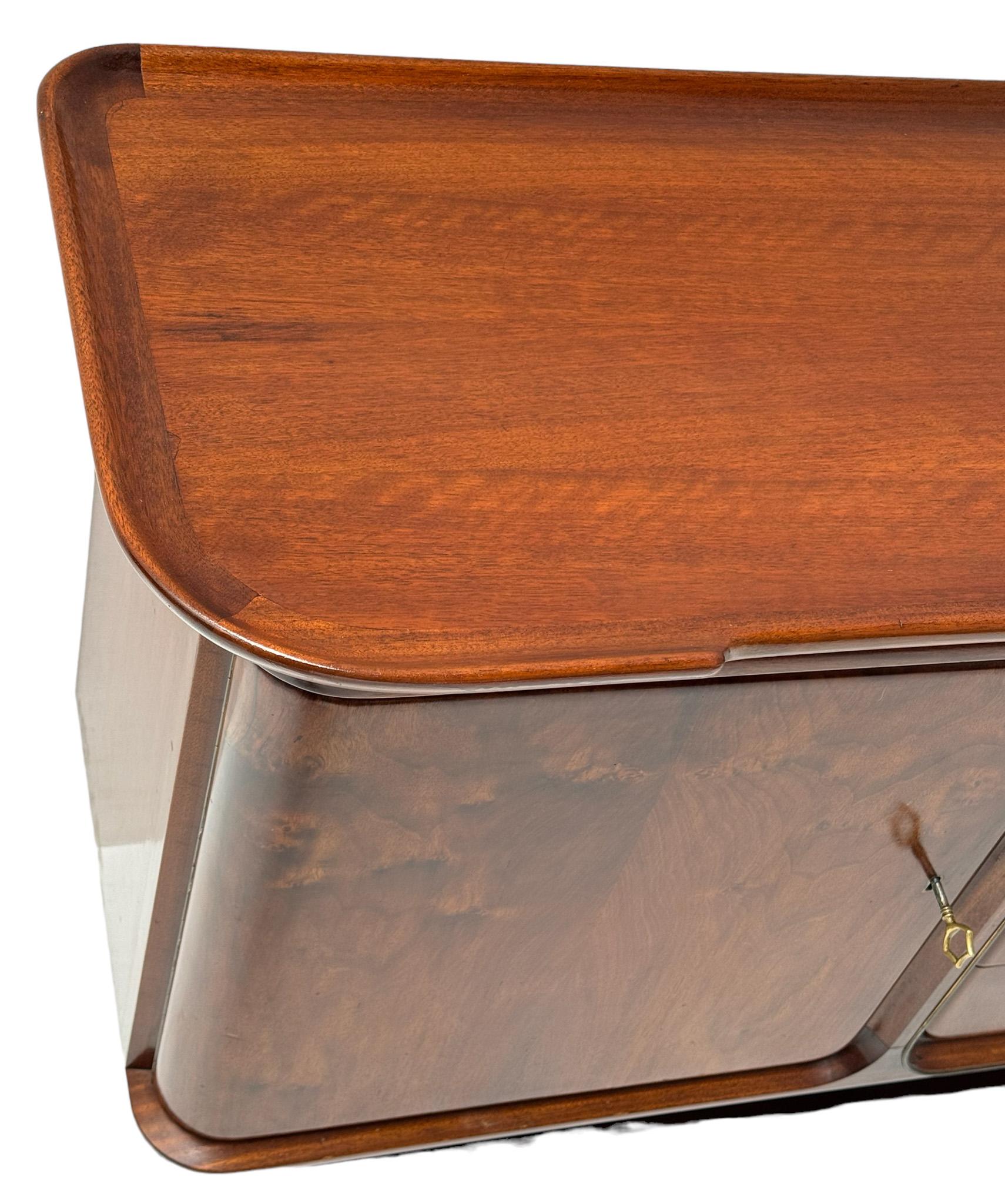 Moderne Anrichte oder Sideboard aus der Mitte des Jahrhunderts von A.A. Patijn für Zijlstra, 1950er Jahre im Angebot 1
