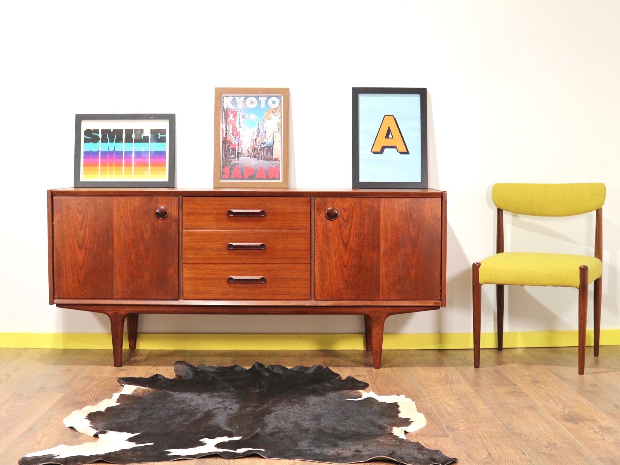 Mid-Century Modern Credenza Sideboard by Wrighton In Good Condition In Los Angeles, CA