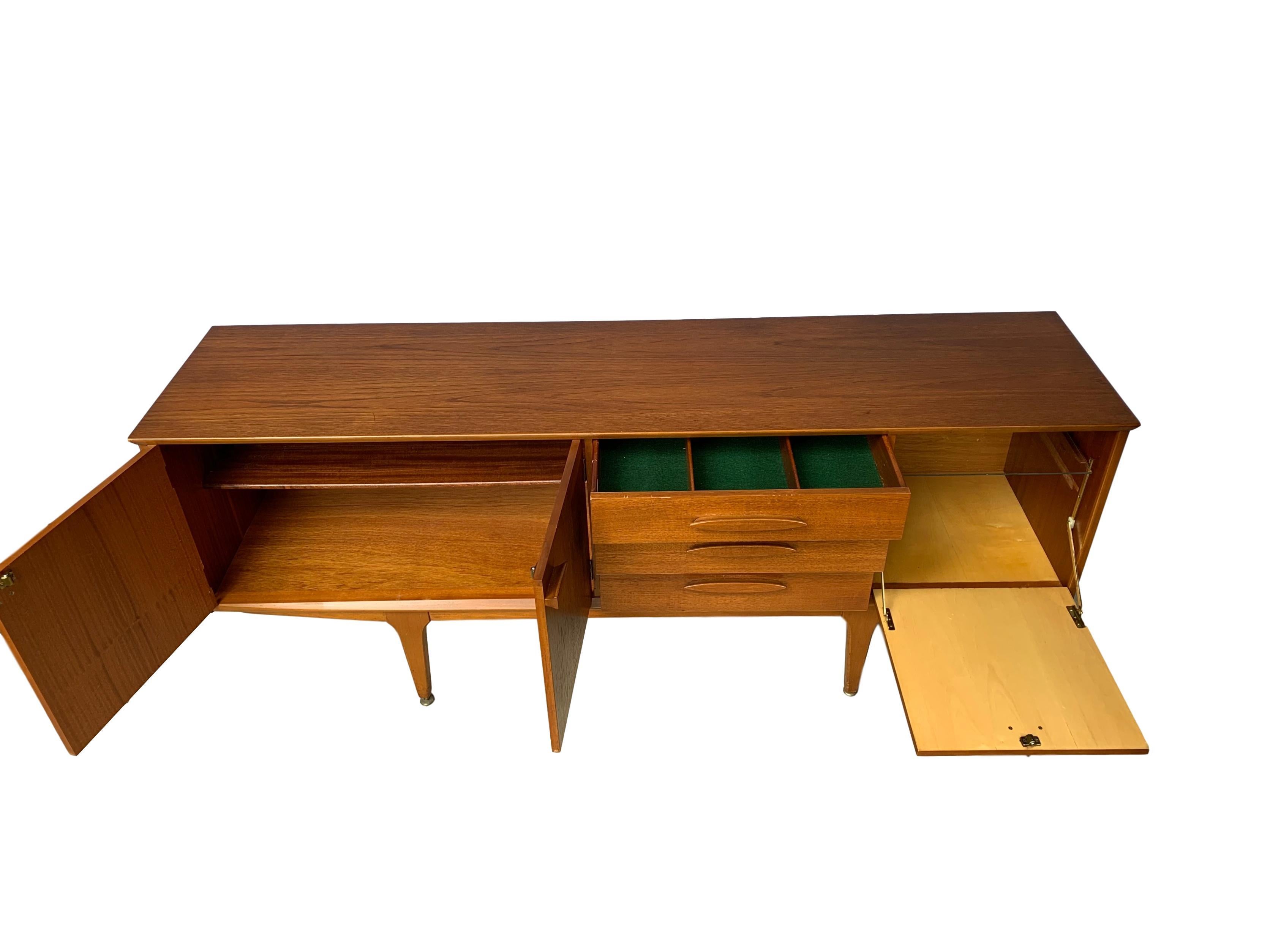 Mid-Century Modern Credenza Sideboard, English, circa 1960 in Solid Teak In Good Condition In Banner Elk, NC