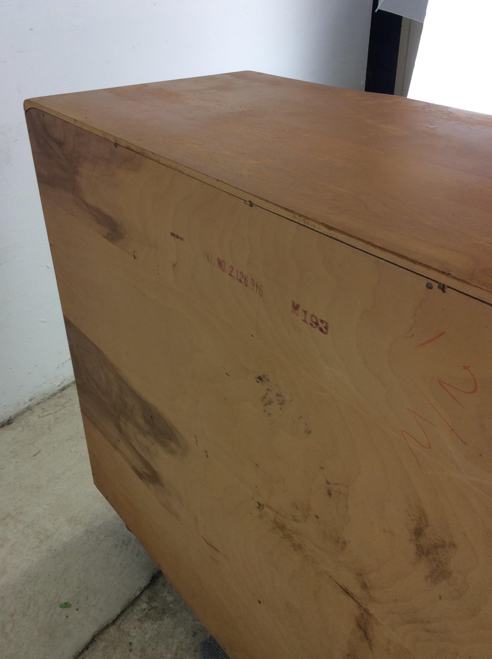 Mid Century Modern Credenza with Drawers & Cabinets by Heywood Wakefield im Angebot 12