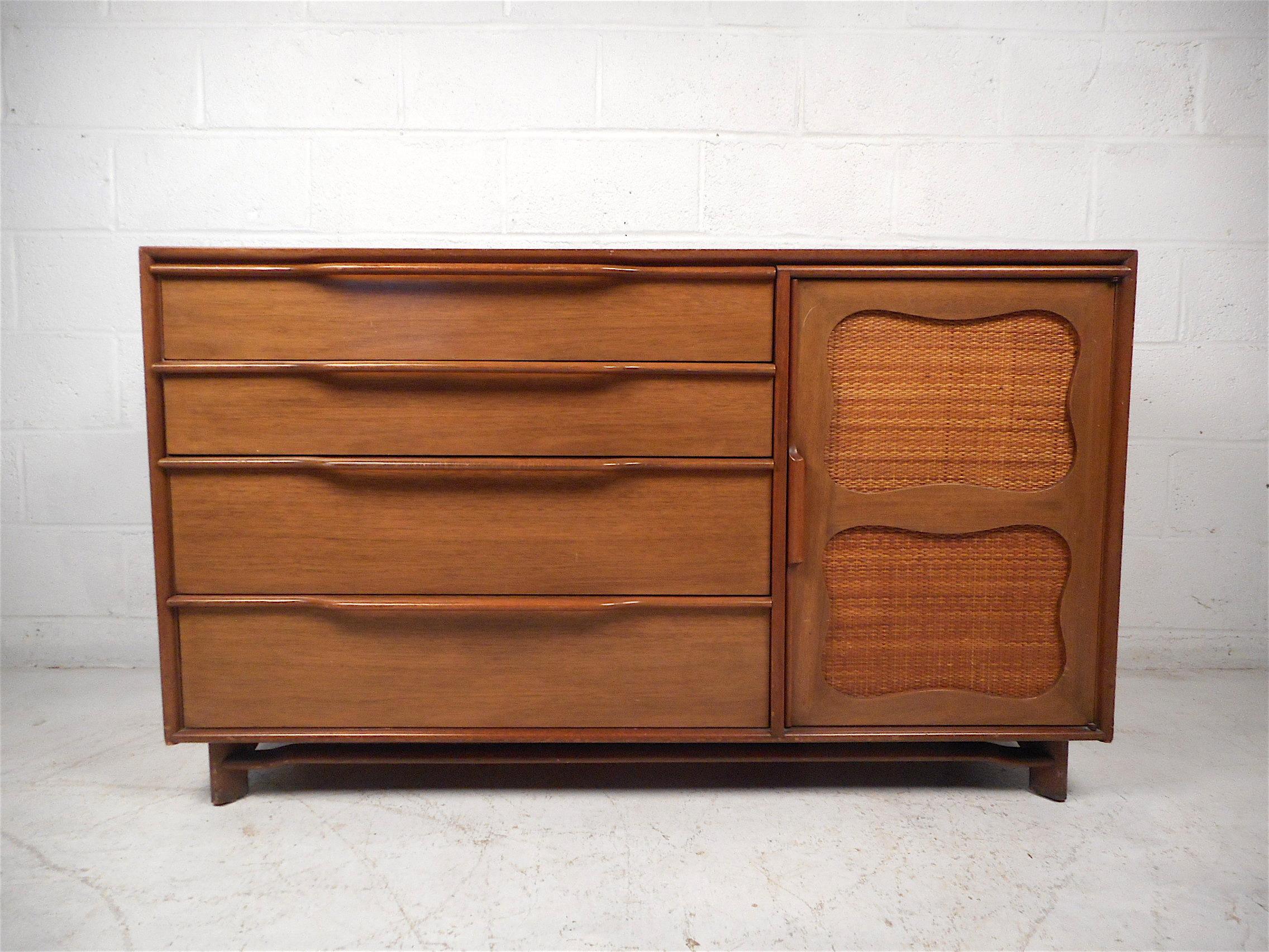 Mid-Century Modern Credenza with Topper by Hickory Manufacturing Co. 4