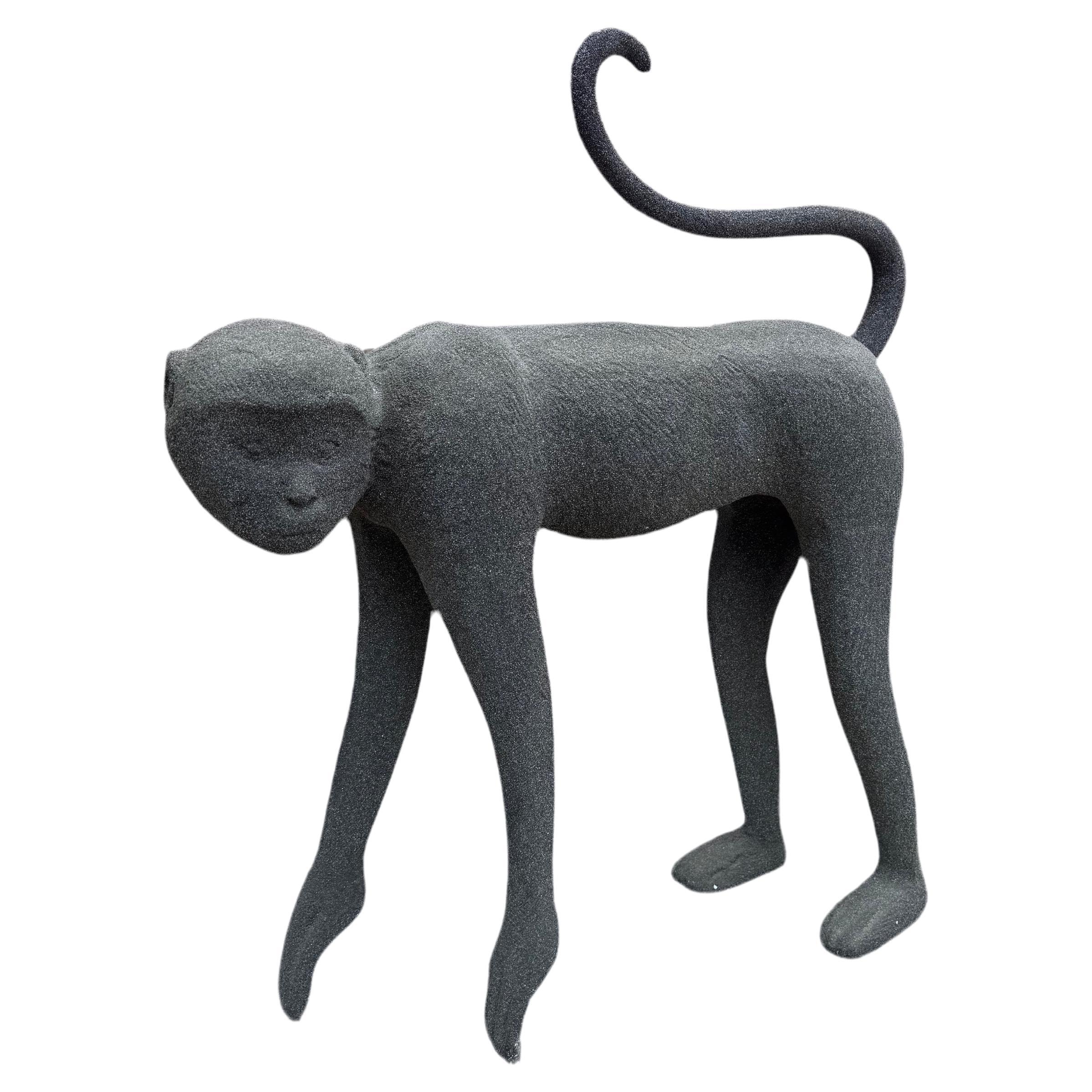 Sculpture moderne du milieu du siècle en forme de singe accroupi en vente