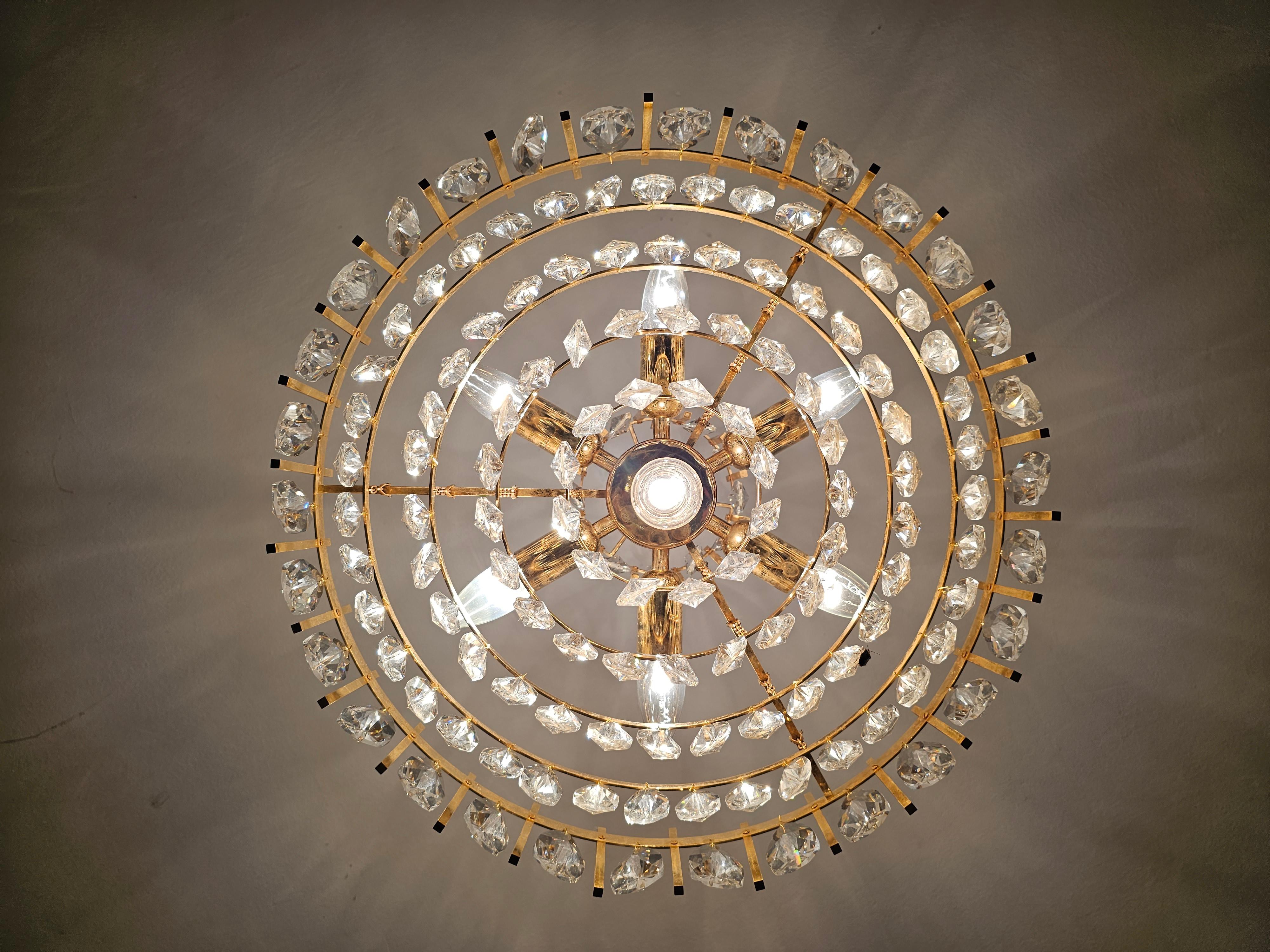 Mid Century Modern Crystal and Brass Chandelier by Bakalowits, Austria 1960s For Sale 4