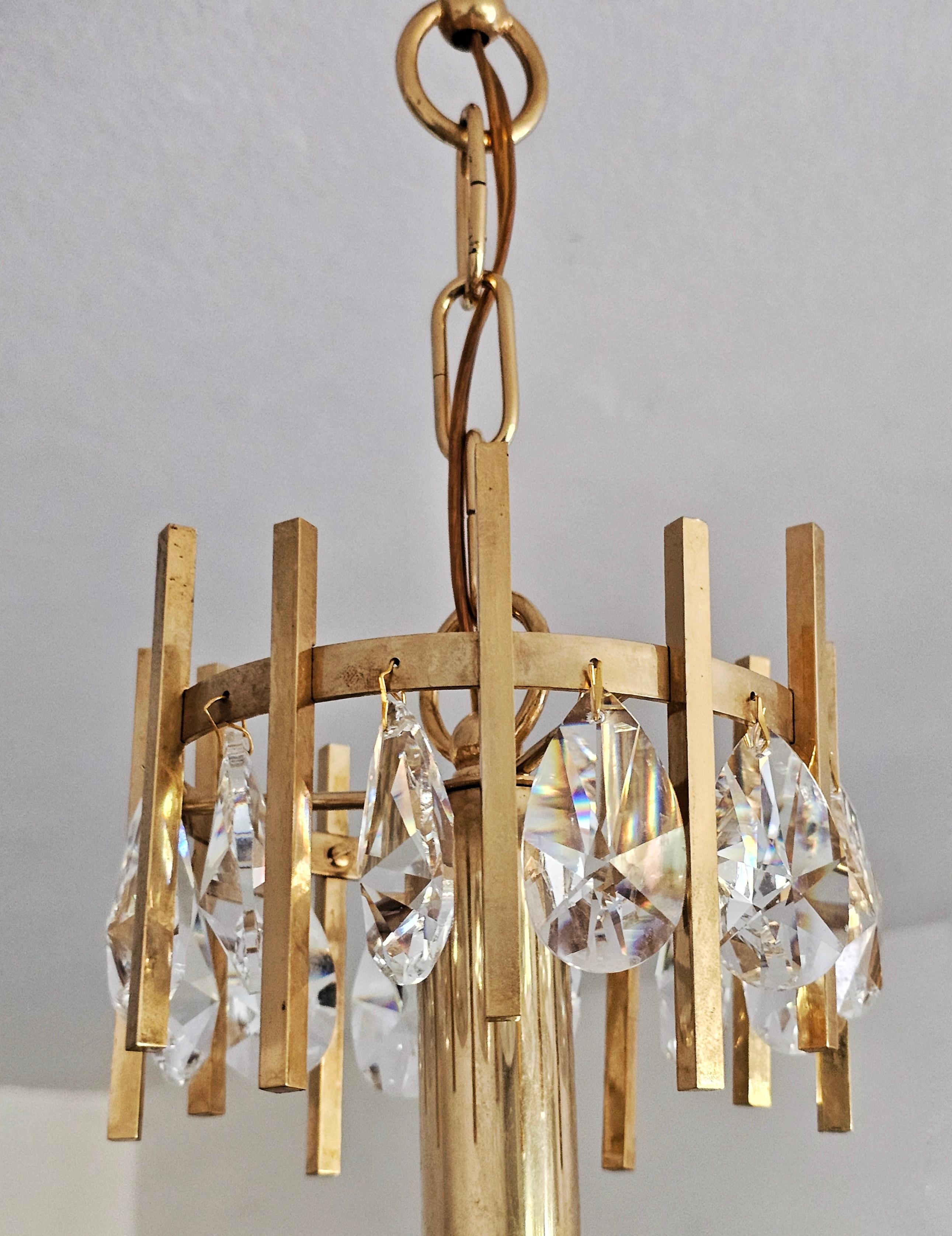 Mid Century Modern Crystal and Brass Chandelier by Bakalowits, Austria 1960s In Good Condition For Sale In Beograd, RS