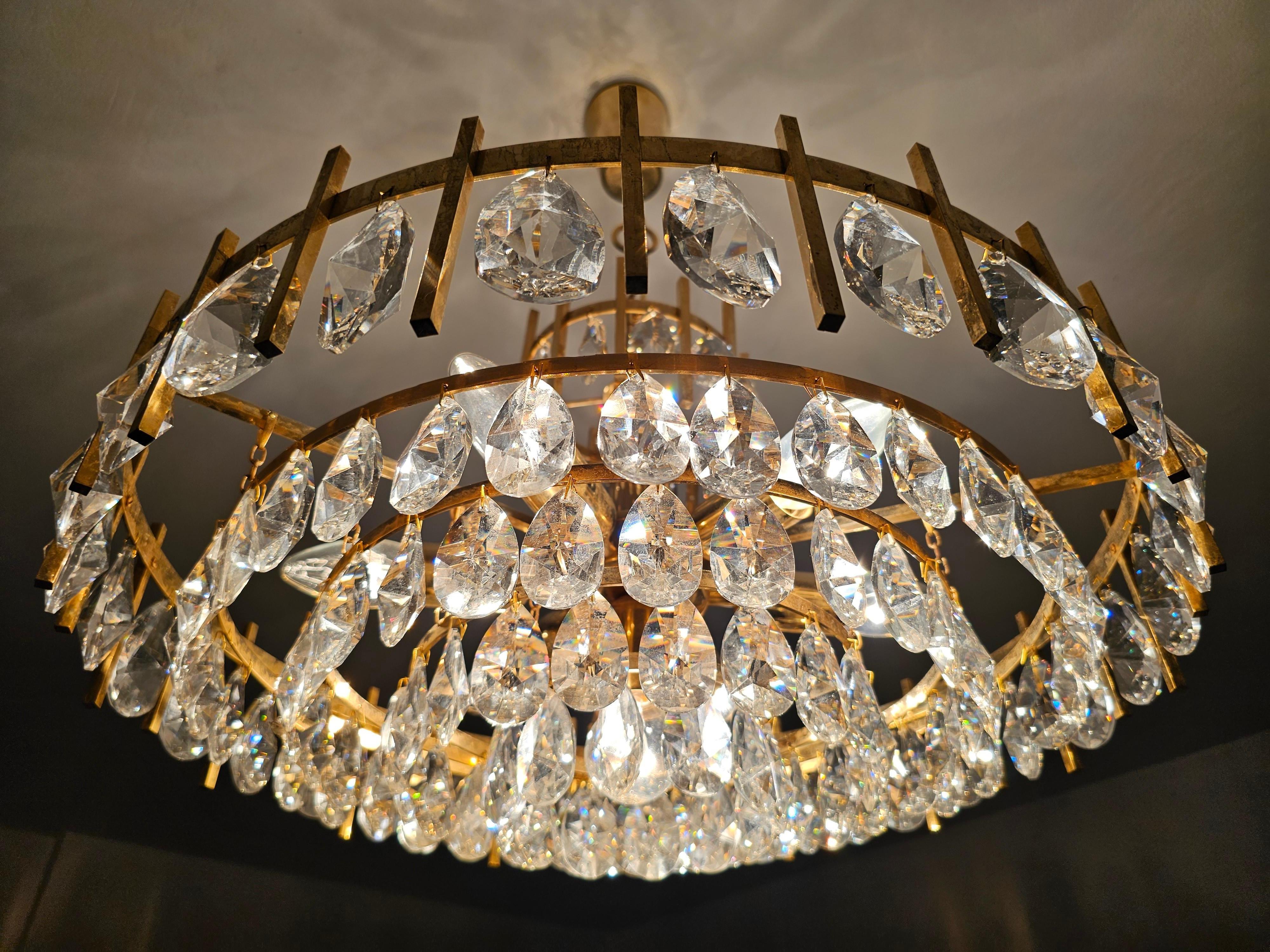 Mid Century Modern Crystal and Brass Chandelier by Bakalowits, Austria 1960s For Sale 2