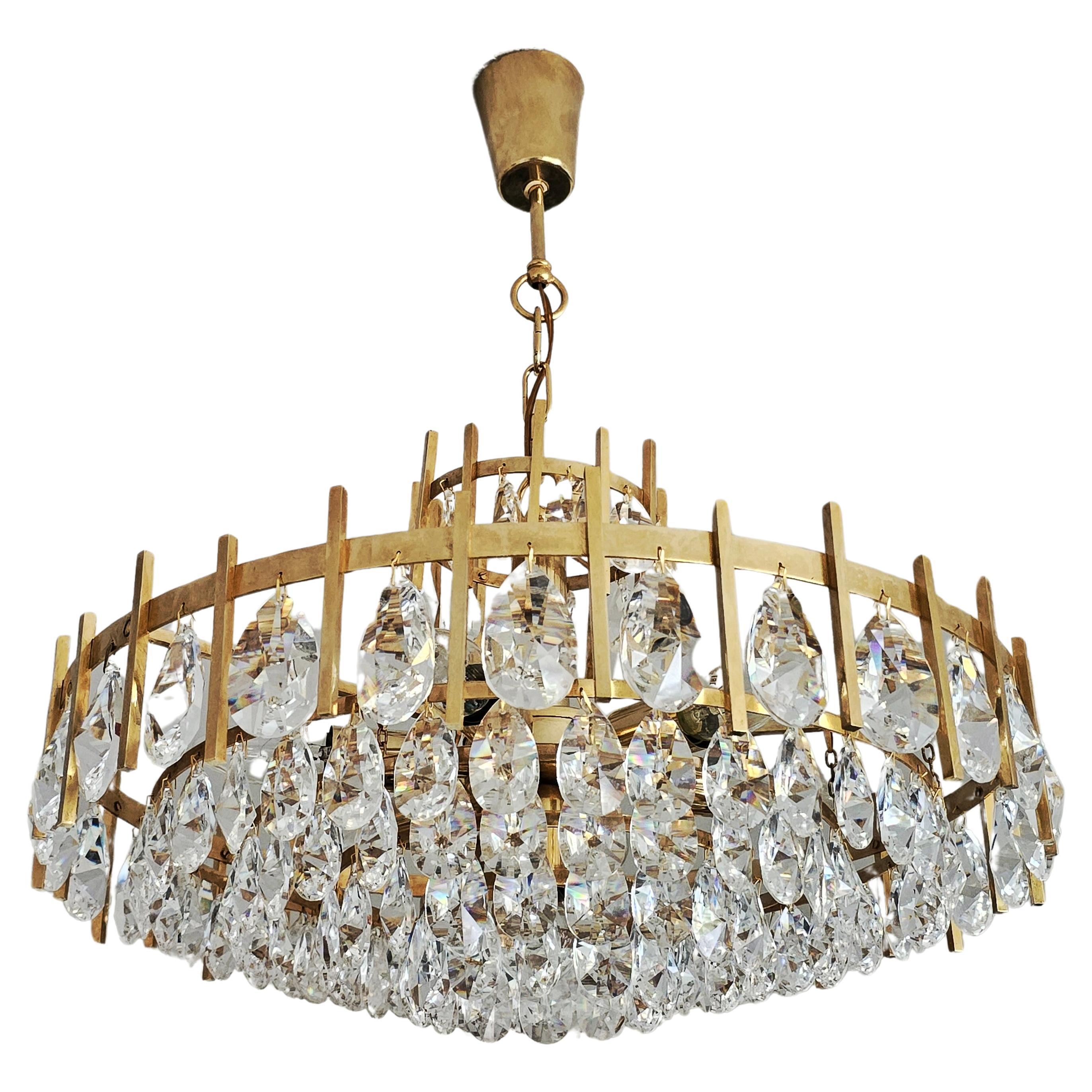 Mid Century Modern Crystal and Brass Chandelier by Bakalowits, Austria 1960s For Sale