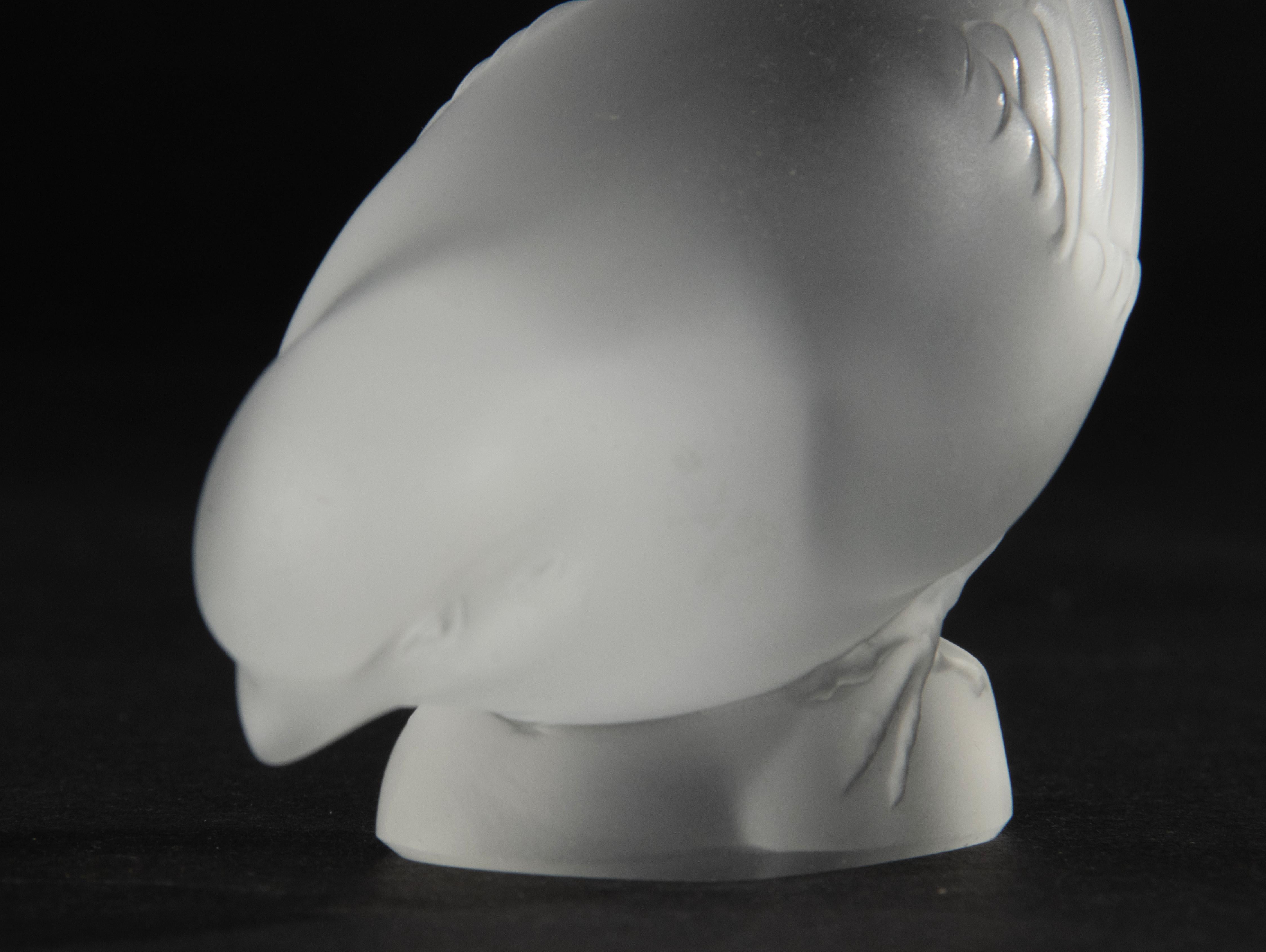 Mid-Century Modern Crystal Bird Made by Lalique France For Sale 6