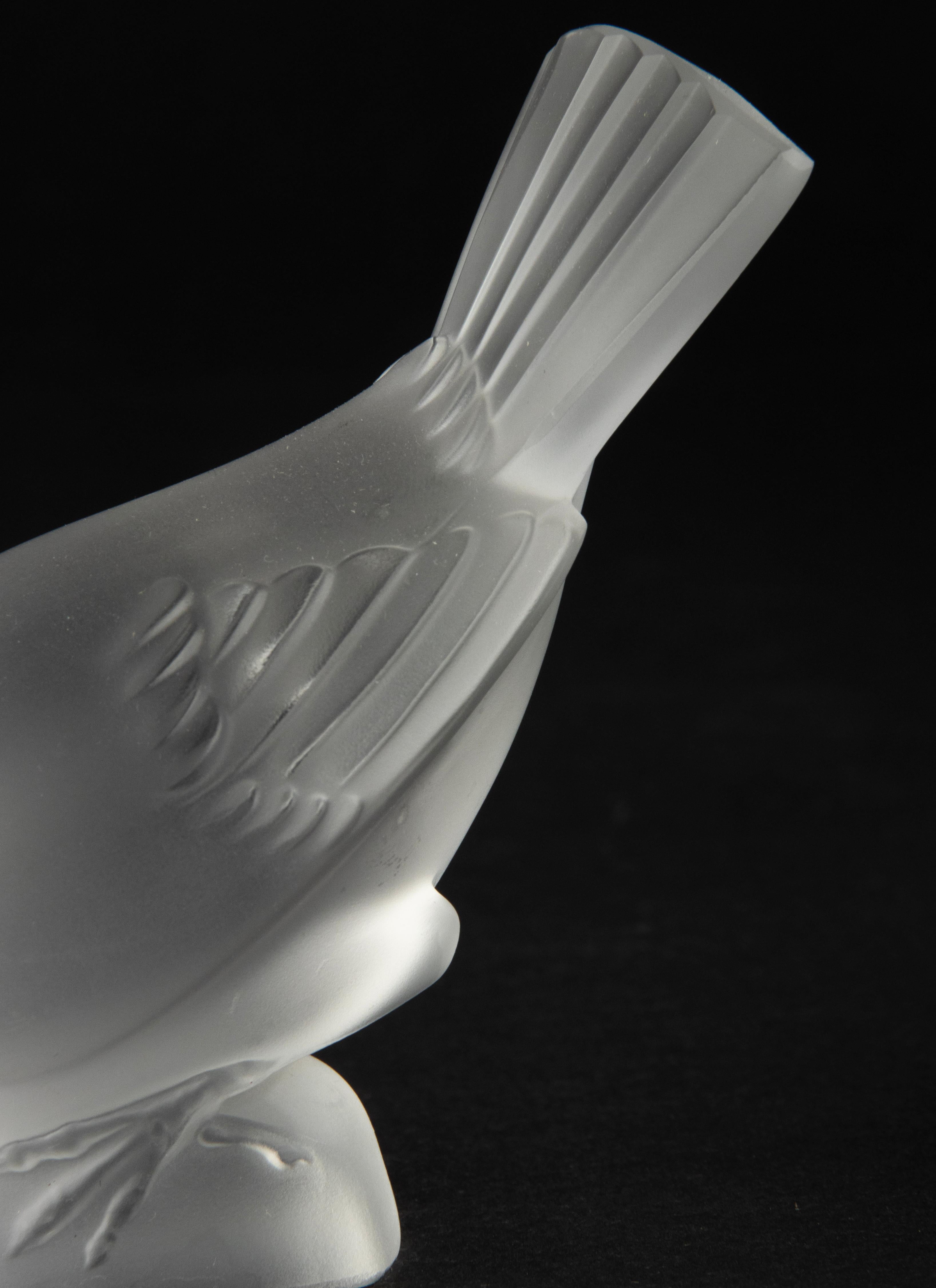 Mid-Century Modern Crystal Bird Made by Lalique France For Sale 9