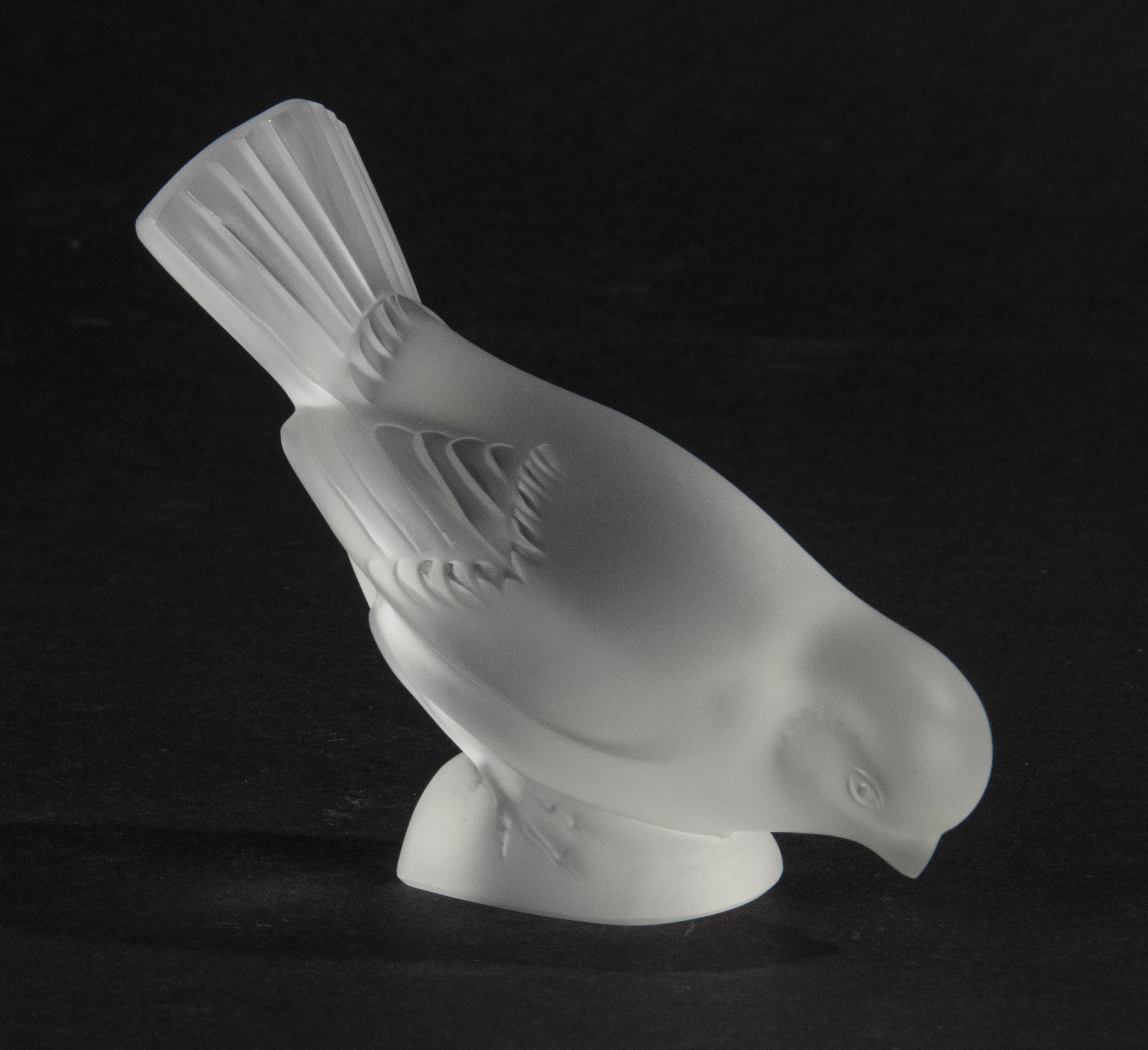 Mid-Century Modern Crystal Bird Made by Lalique France For Sale 12