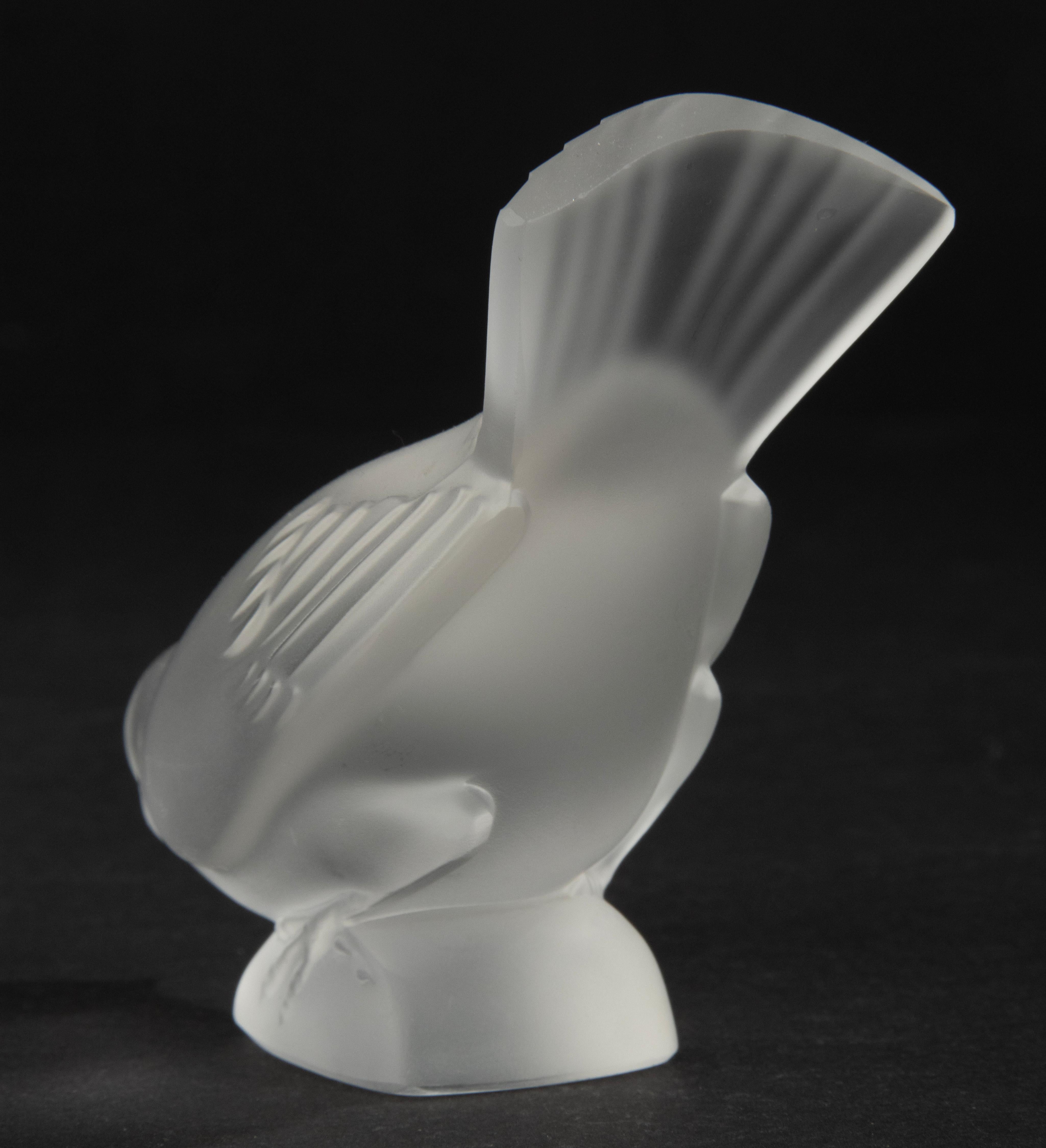 Mid-Century Modern Crystal Bird Made by Lalique France For Sale 3