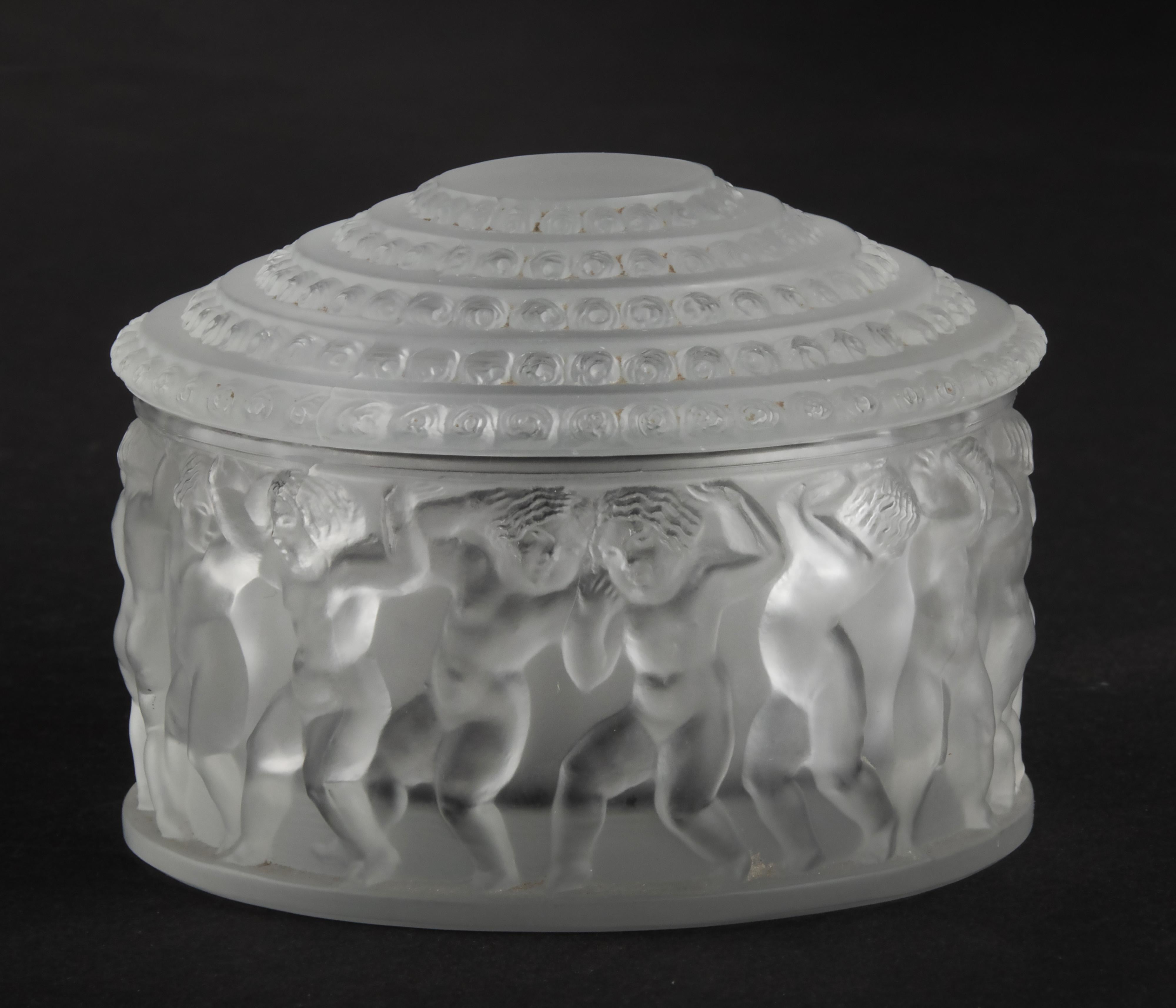 Mid-Century Modern Crystal Box Made by Lalique, Les Enfants 9