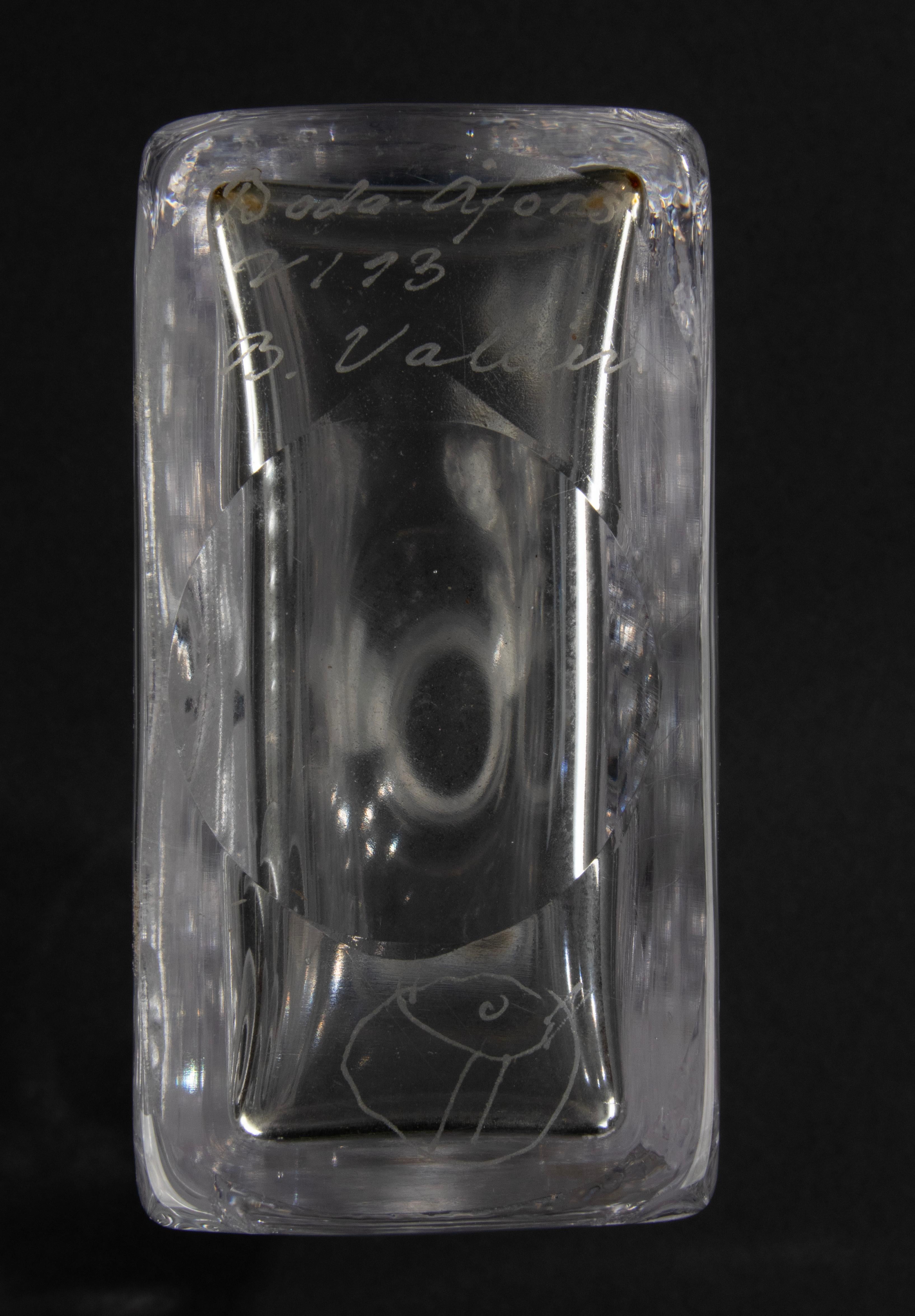 Mid Century Modern Crystal Decanter - Boda Afors - Bertil Vallien For Sale 3