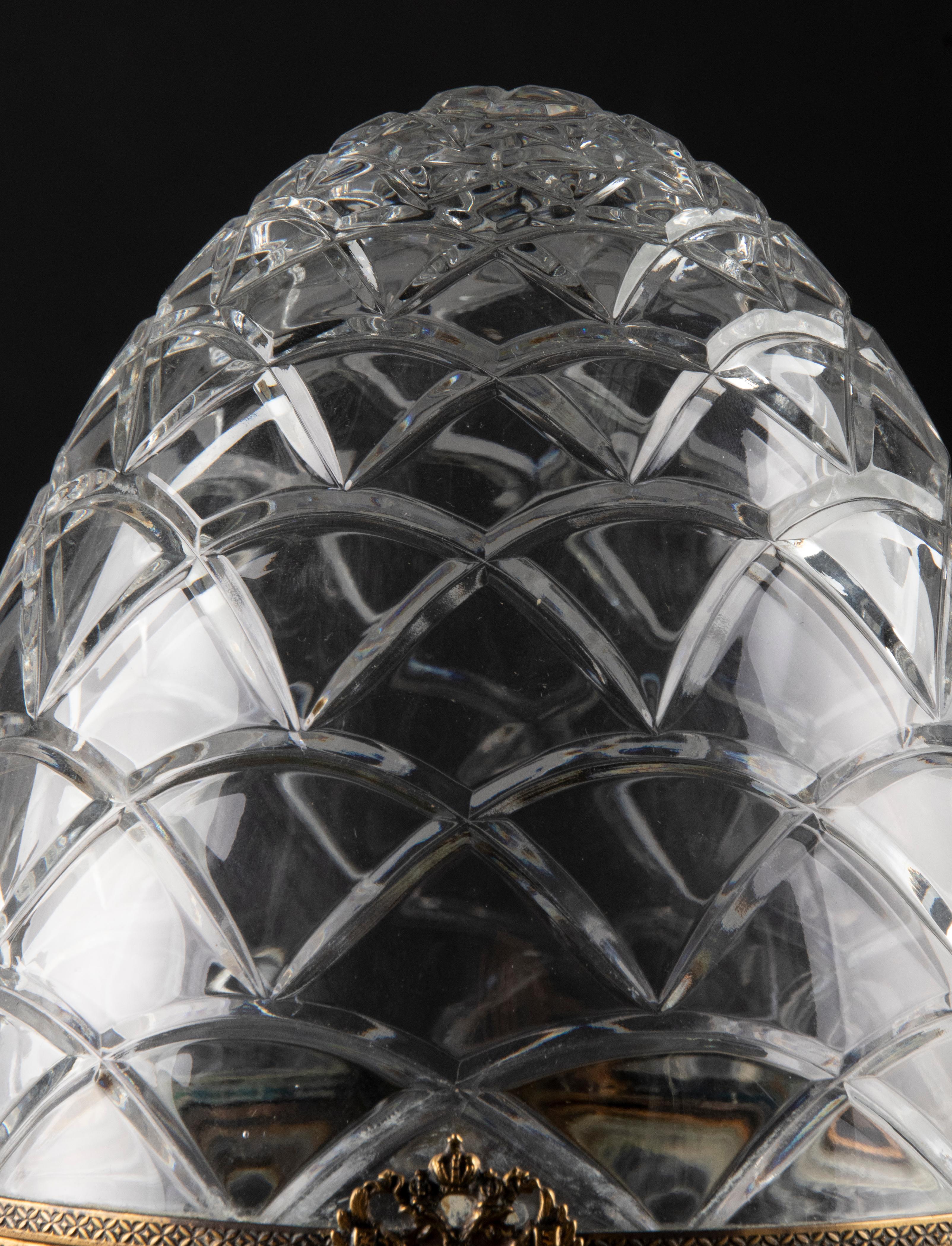 Mid-Century Modern Crystal Egg for Caviar and Vodka Made by Fabergé In Good Condition In Casteren, Noord-Brabant
