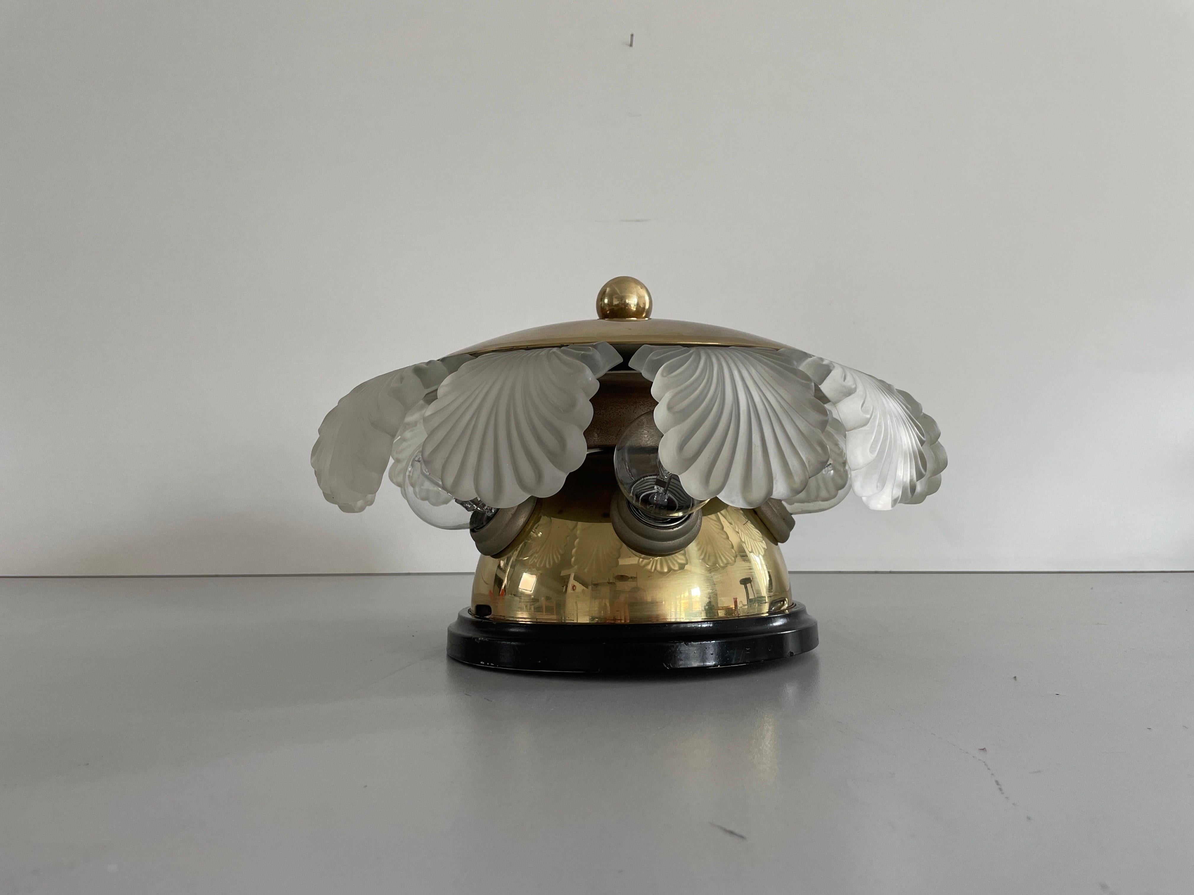 Empotrable moderno de mediados de siglo de cristal, latón y madera, años 60, Alemania mediados del siglo XX en venta
