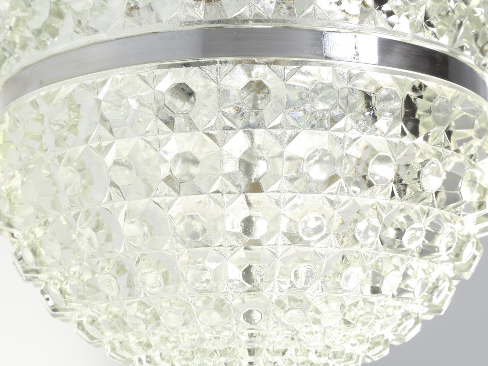Mid-Century Modern Crystal Orb Pendant Fixture from Argentina For Sale 1