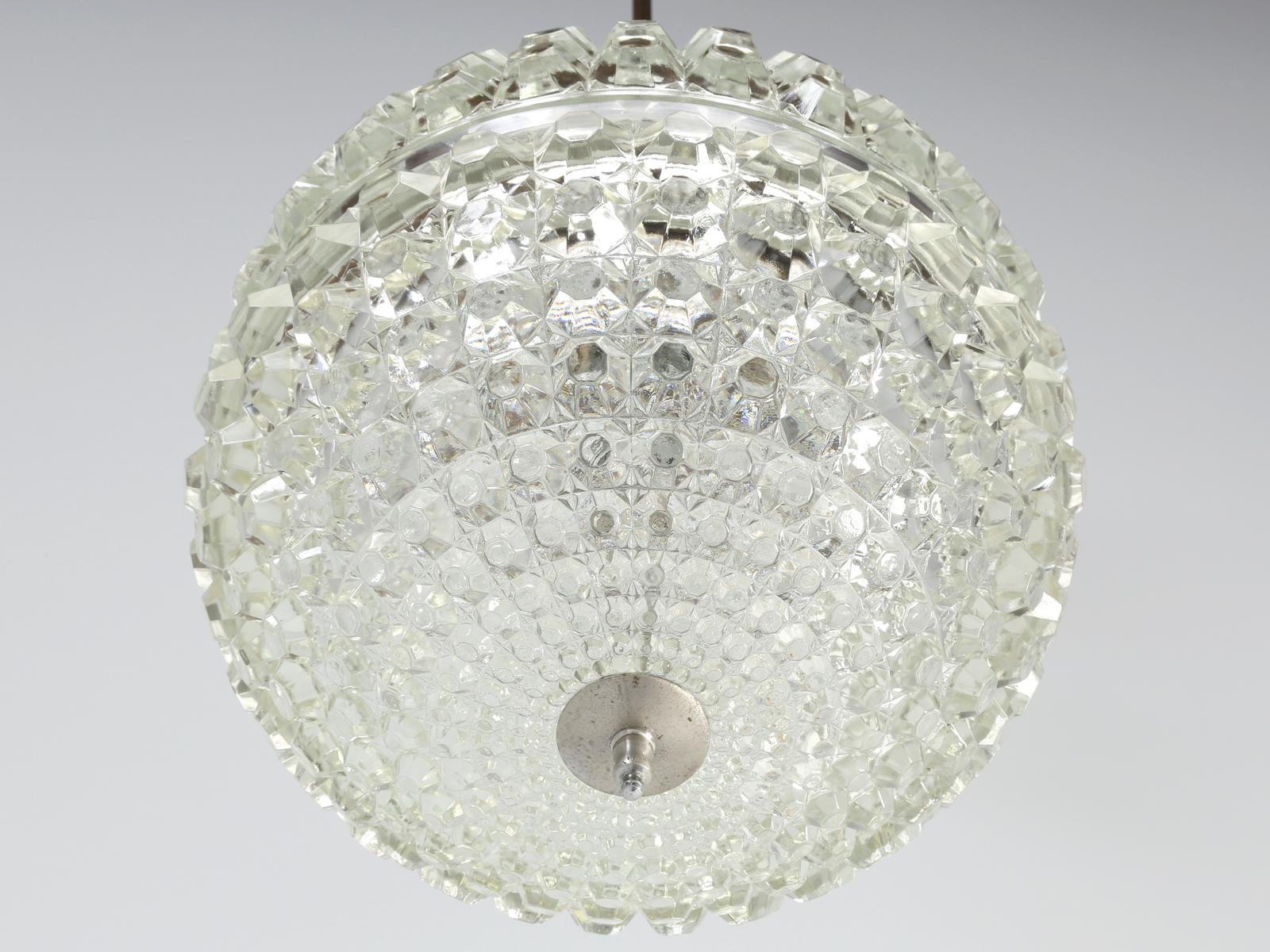 Mid-Century Modern Crystal Orb Pendant Fixture from Argentina For Sale 5