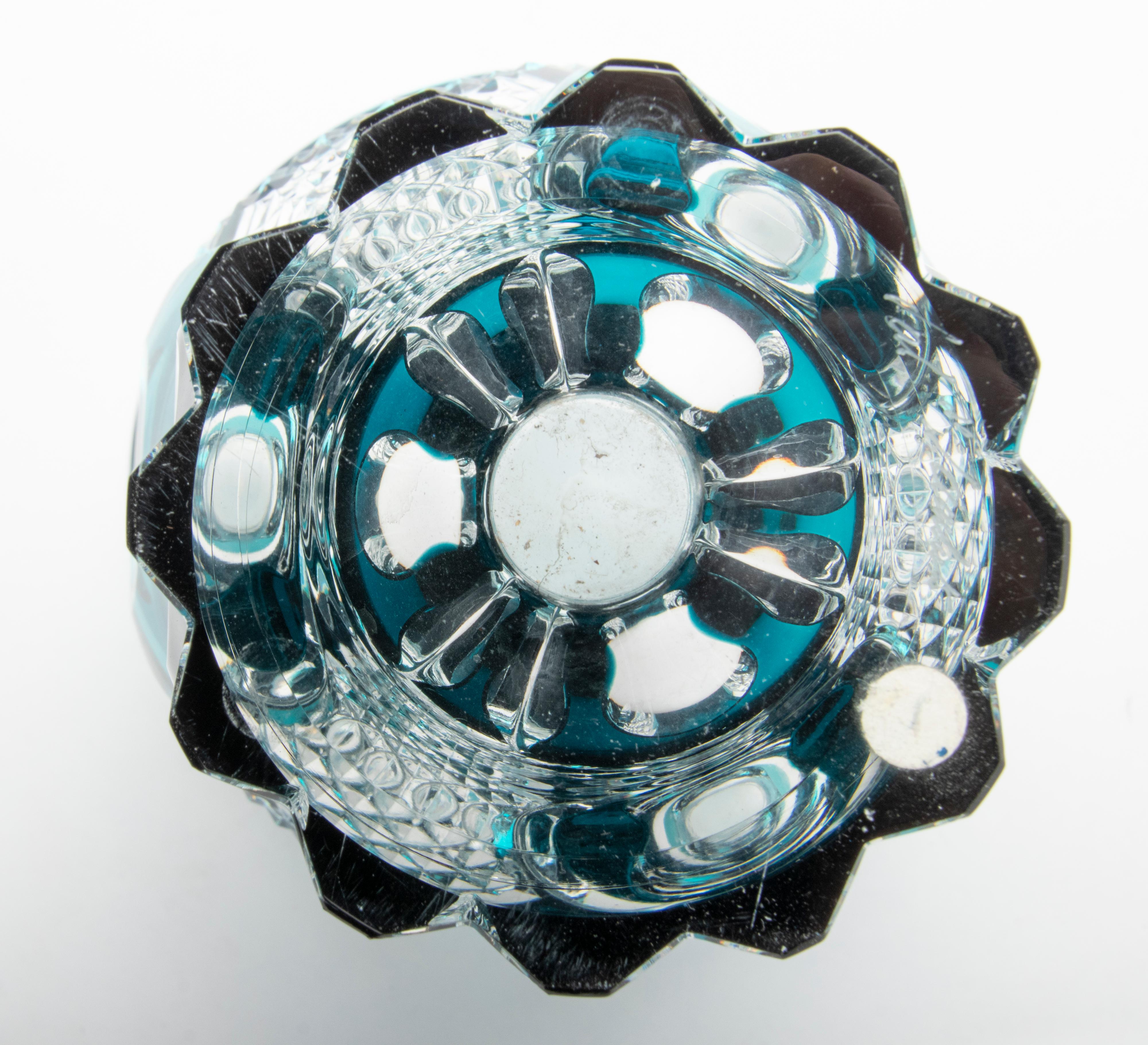 Mid-Century Modern Crystal Vase by Val Saint Lambert 12