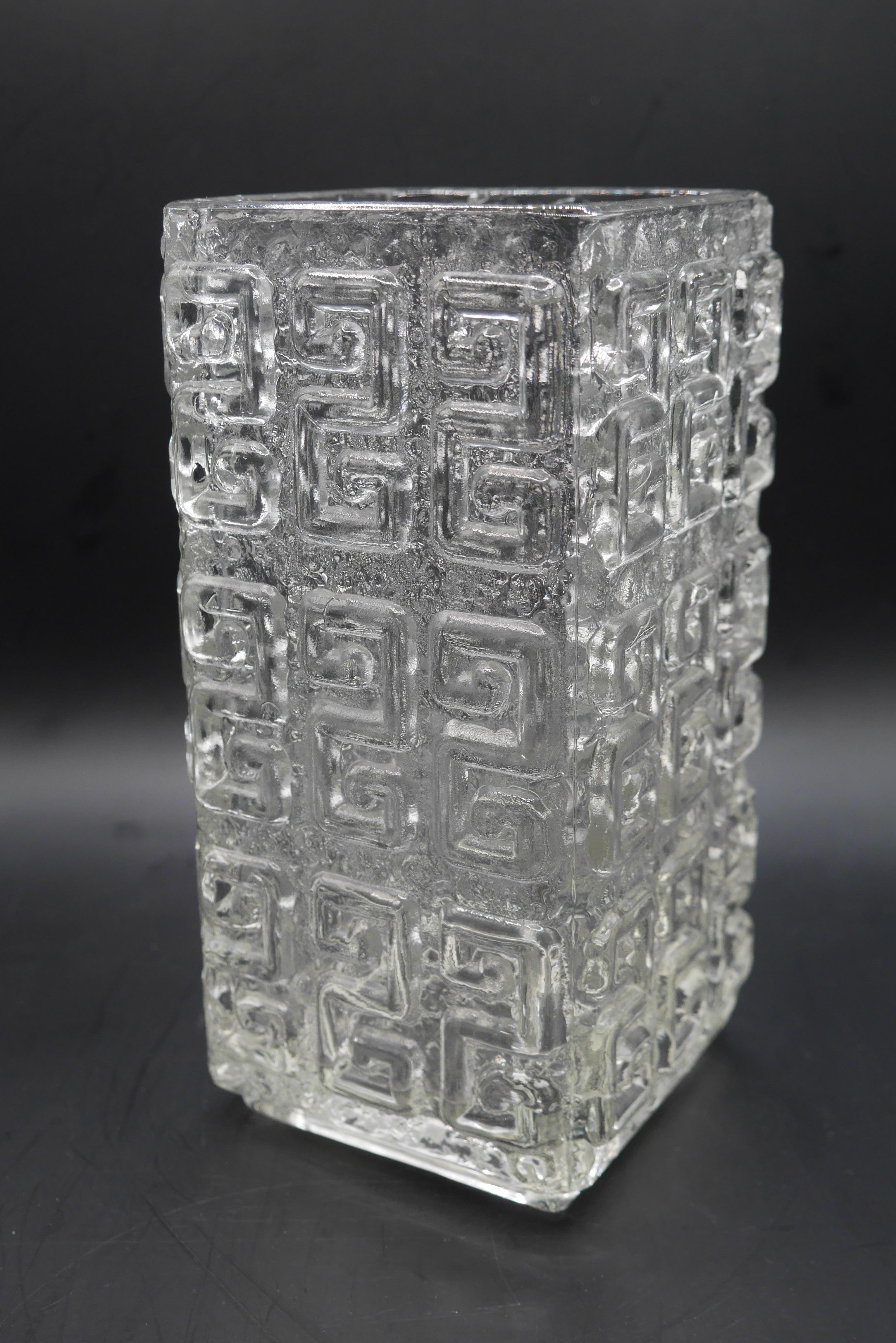 Glass Mid-century modern crystal vase from Riihimäen lasi made by Tamara Aladin For Sale