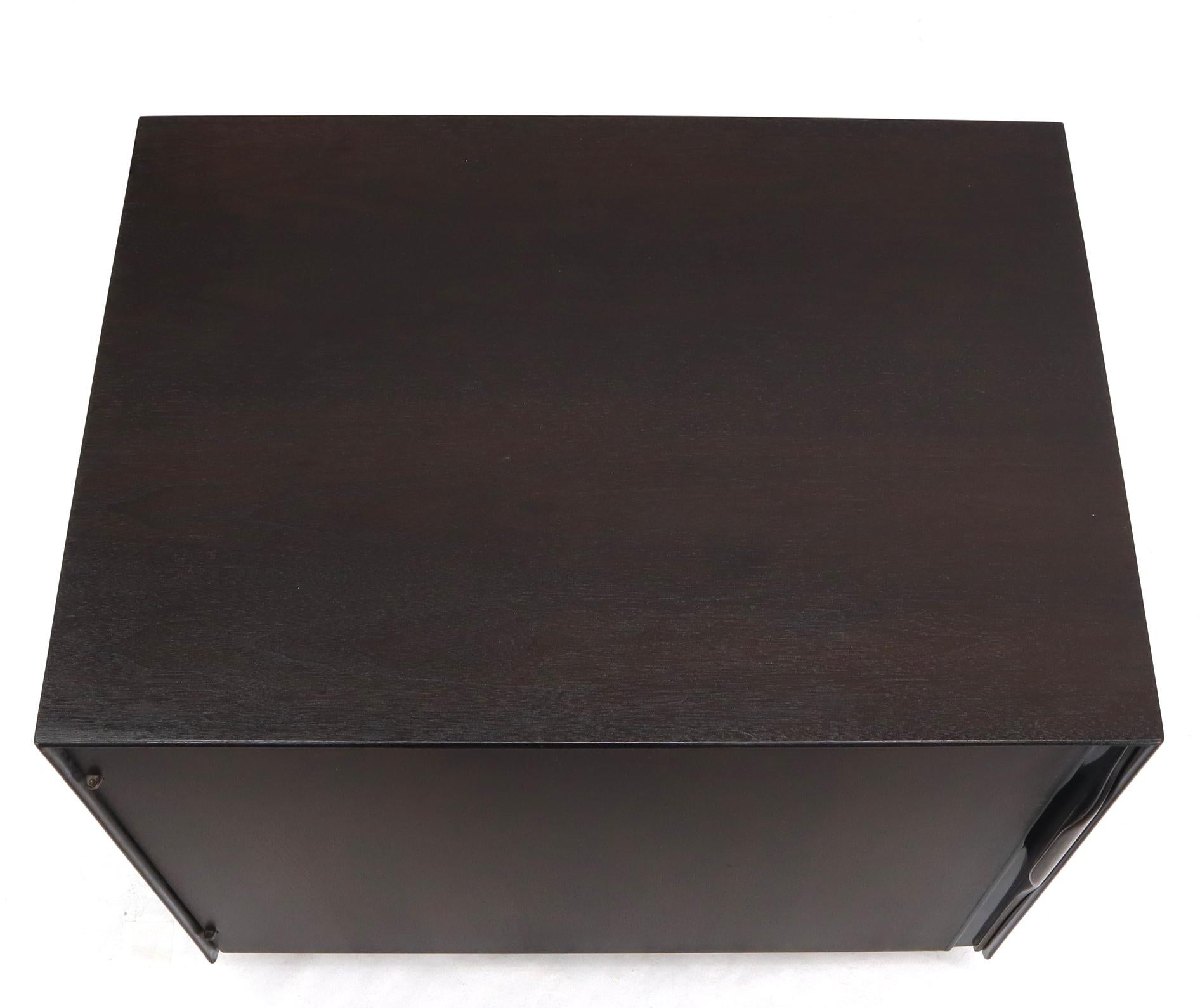 Mid-Century Modern Cube Shape Compact Liquor Cabinet End Table Espresso Finish For Sale 8